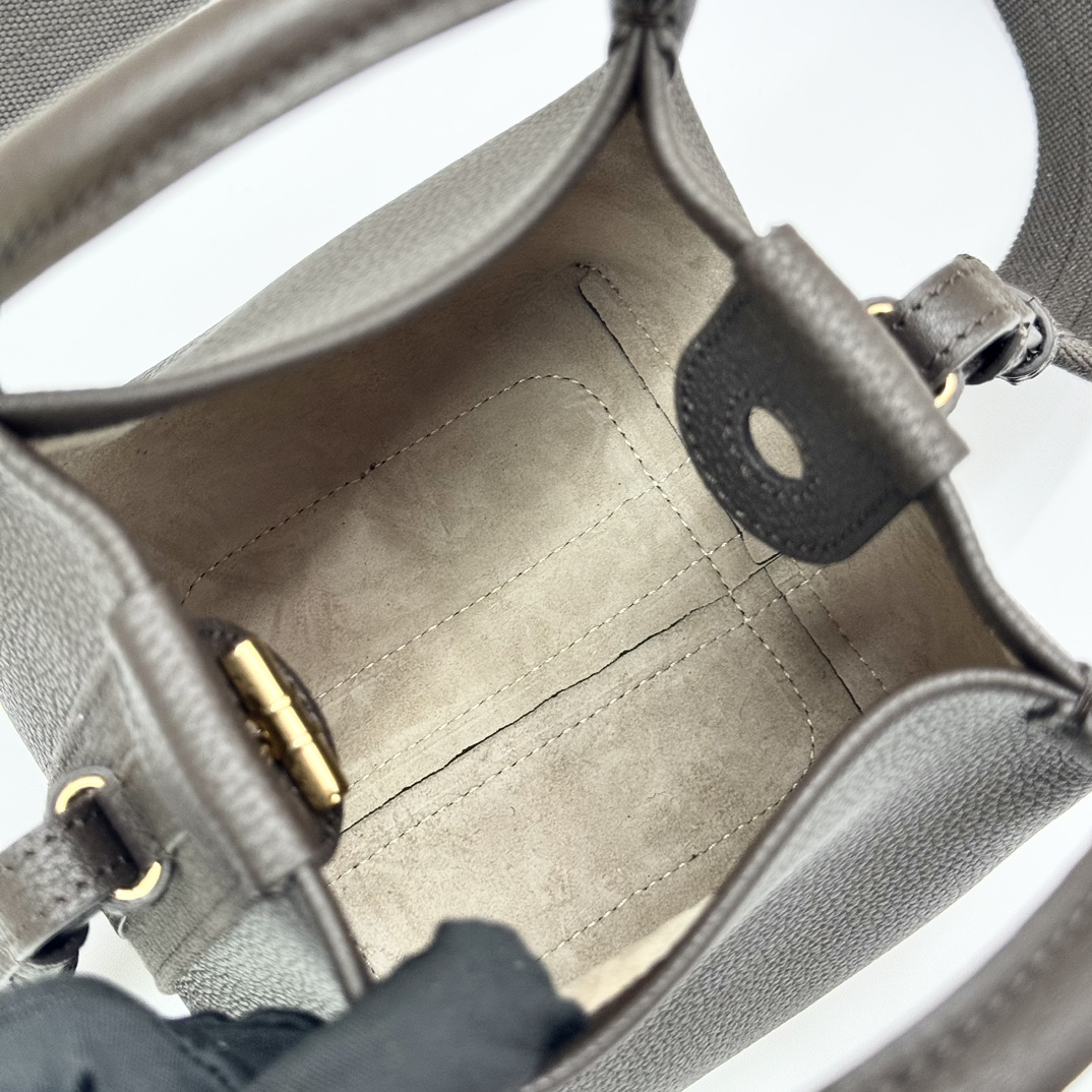 Loro Piana Bale Micro Leather Shoulder Bag in Black |