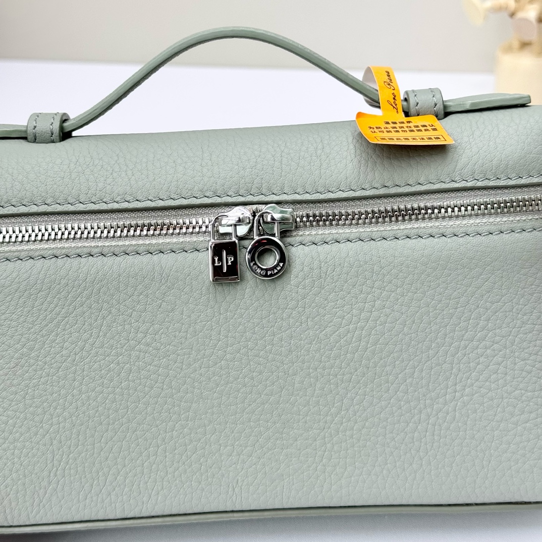 Loro Piana Extra Pocket backpack L23.5 Grained Calfskin