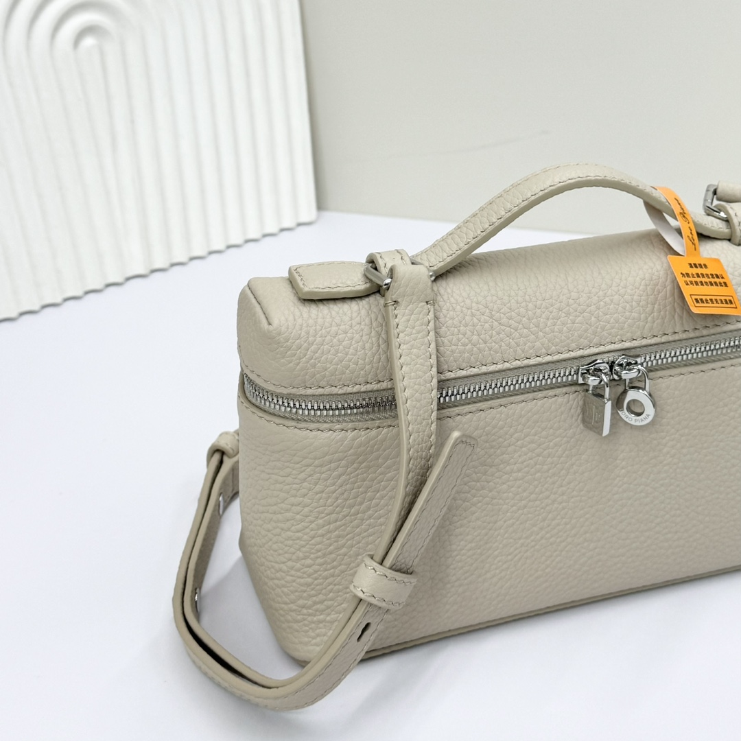 Loro Piana Extra Pocket 19 leather top handle bag -