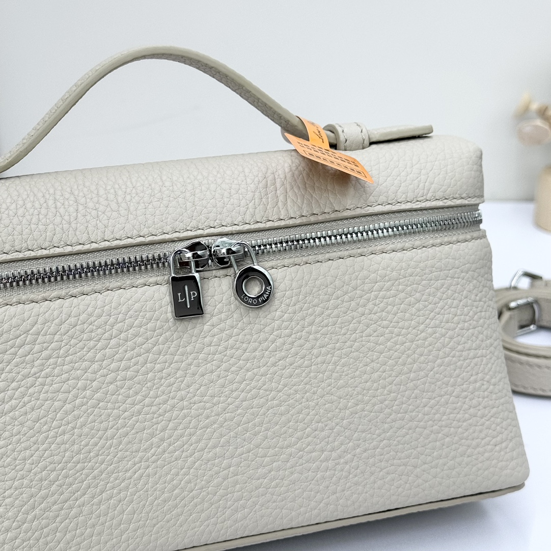 Loro Piana Extra Pocket 19 leather top handle bag -