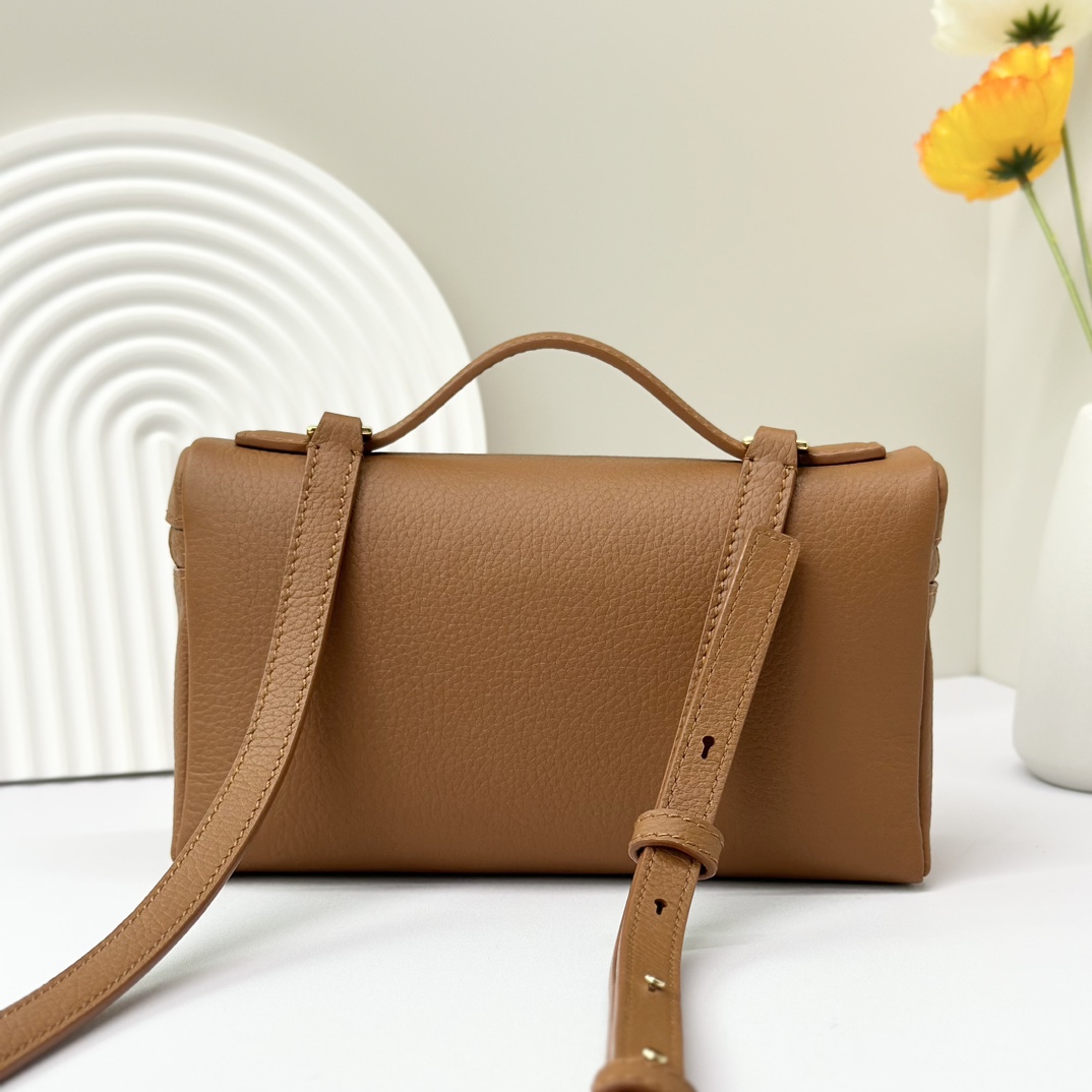 Leather bag Loro Piana Camel in Leather - 39208743