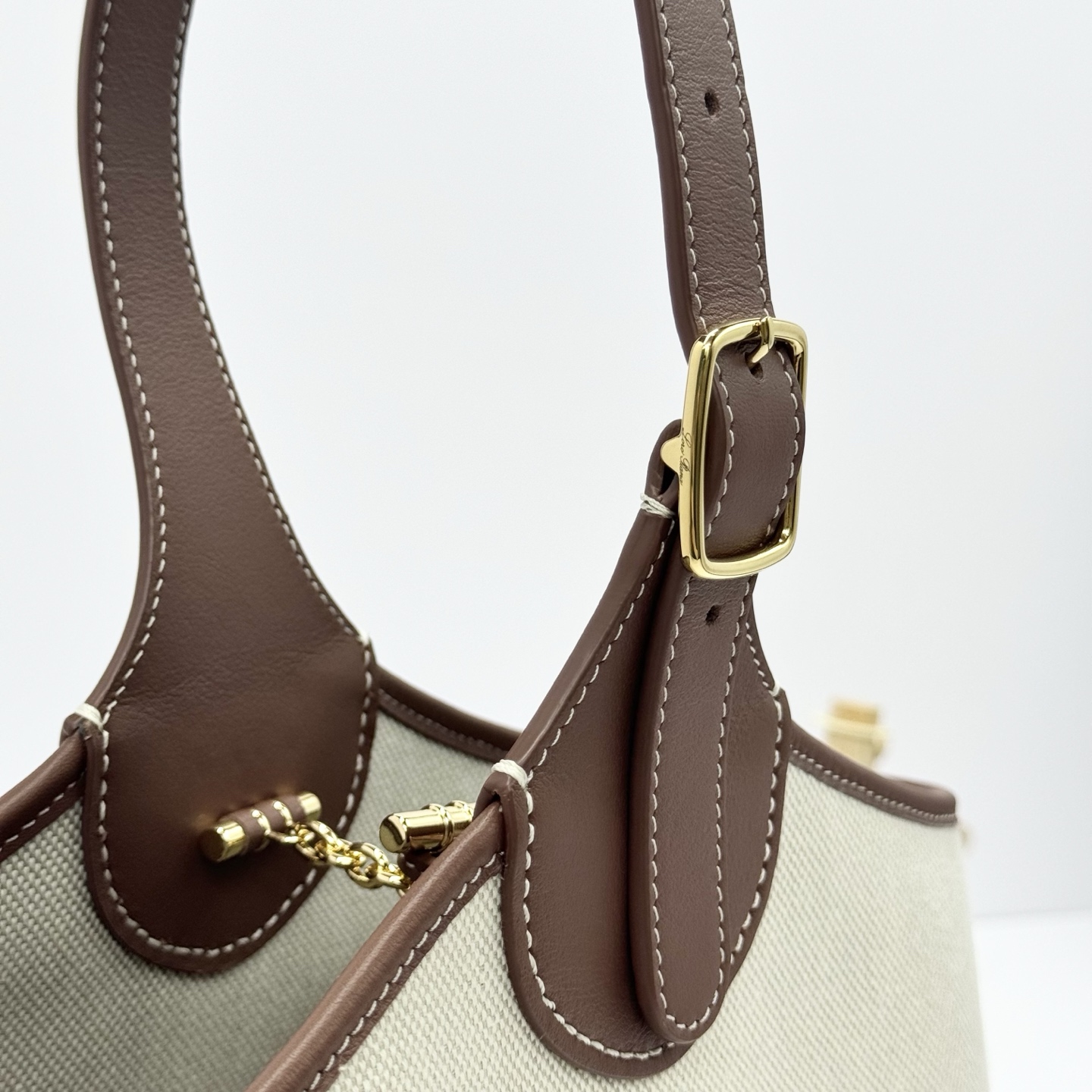 Loro Piana Bobbin Bucket bag Cotton, Linen Natural/Caramel