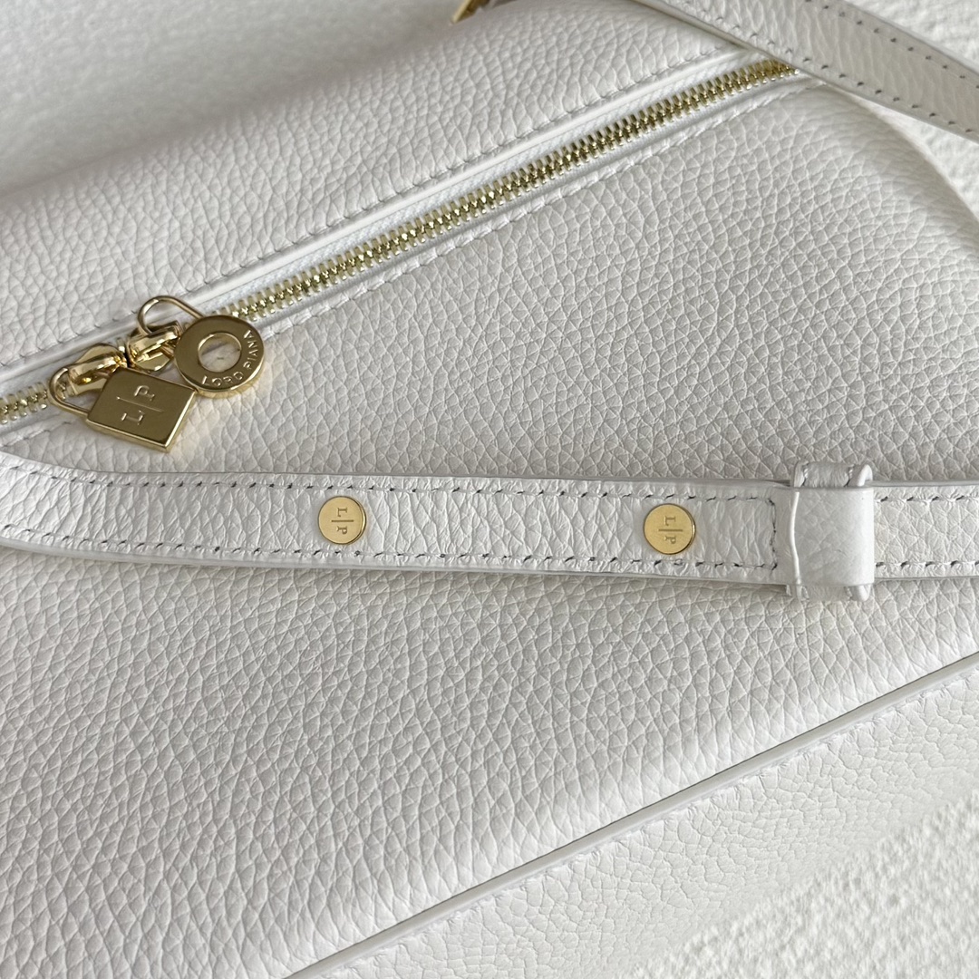Loro Piana Extra Pocket L27 Grained Calfksin Whisper White/Sun Gold | Loro Piana SA
