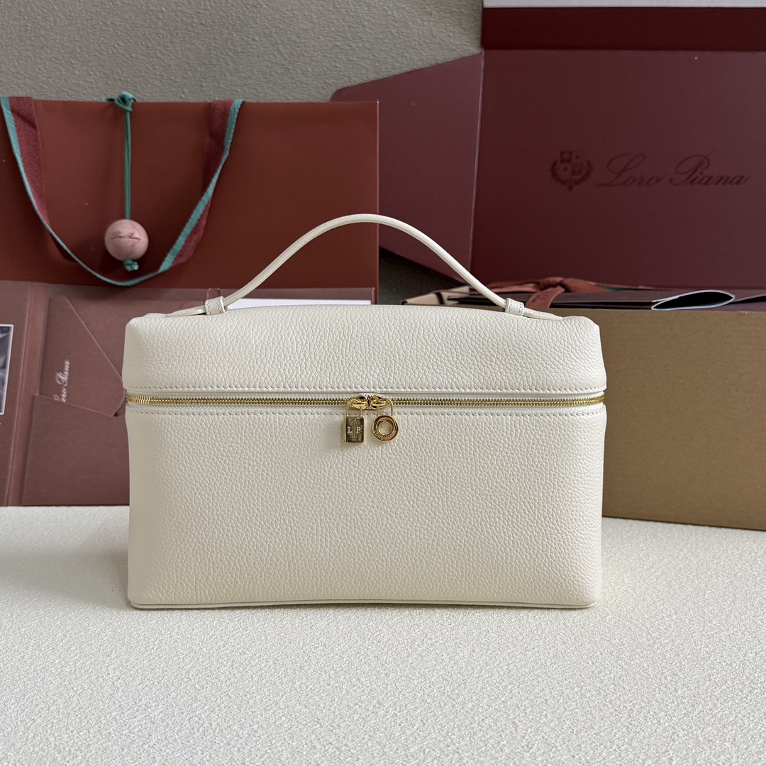 Loro Piana Extra Pocket L27 Grained Calfksin Whisper White/Sun Gold | Loro Piana SA