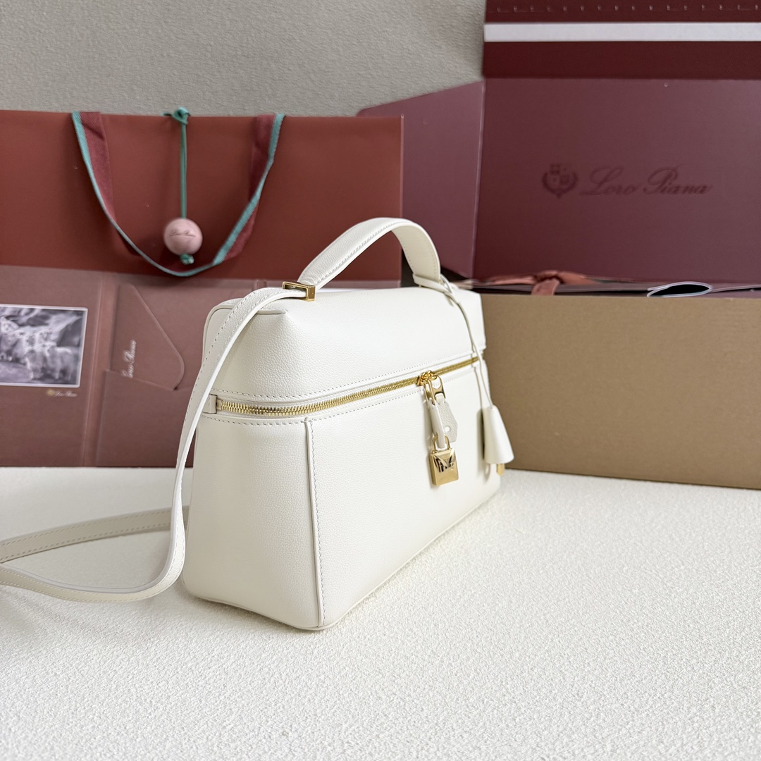 Loro Piana Extra Bag L27 Calfskin Whisper White/Sun Gold | Loro Piana FR