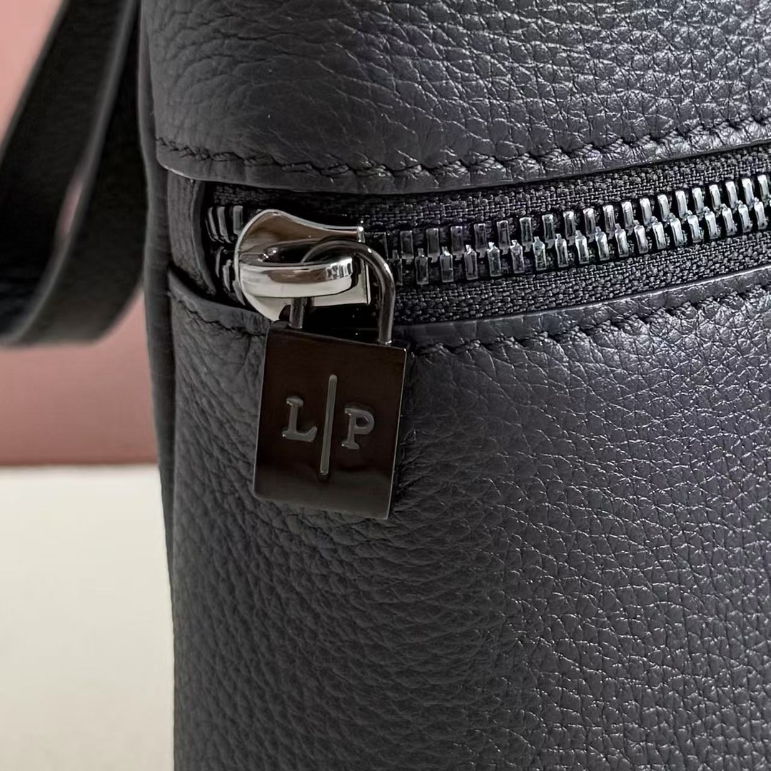 Loro Piana - Full-Grain Leather Pouch Loro Piana Loro Piana04919