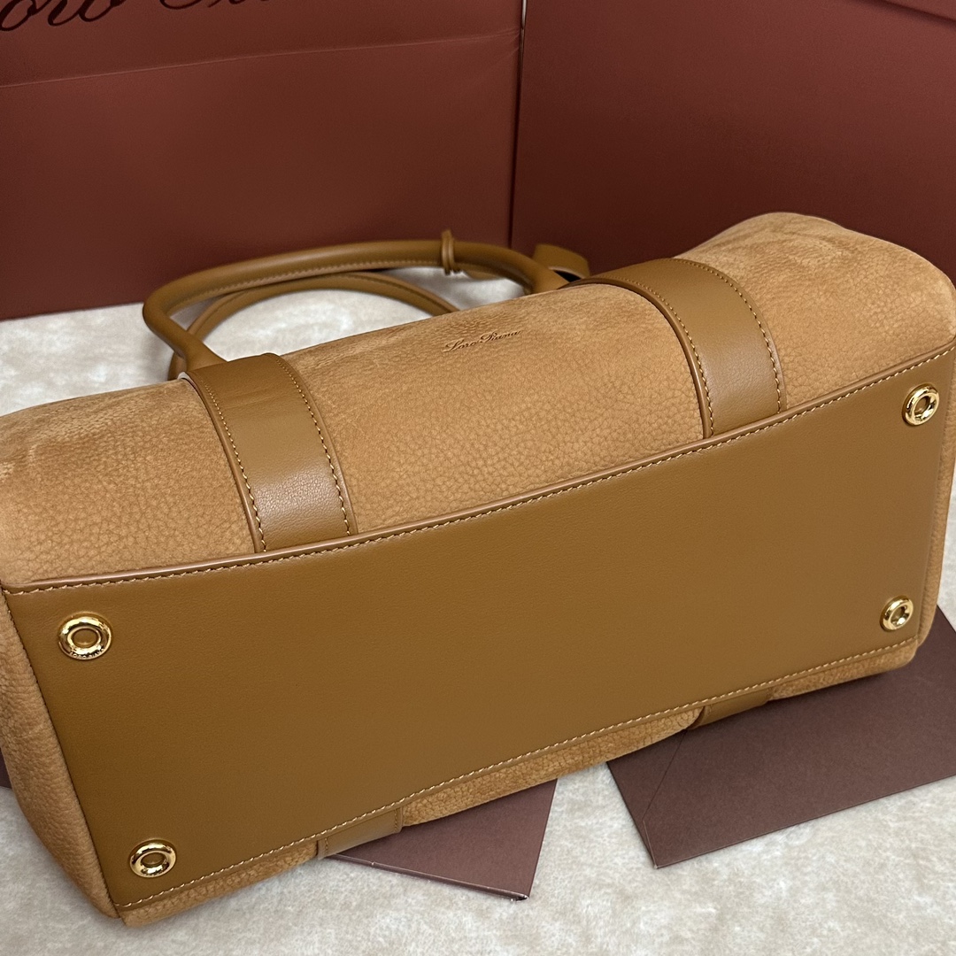 Loro Piana Loom bag L25 Calfskin Bon Ton Brown/Sun Gold | Loro Piana SA