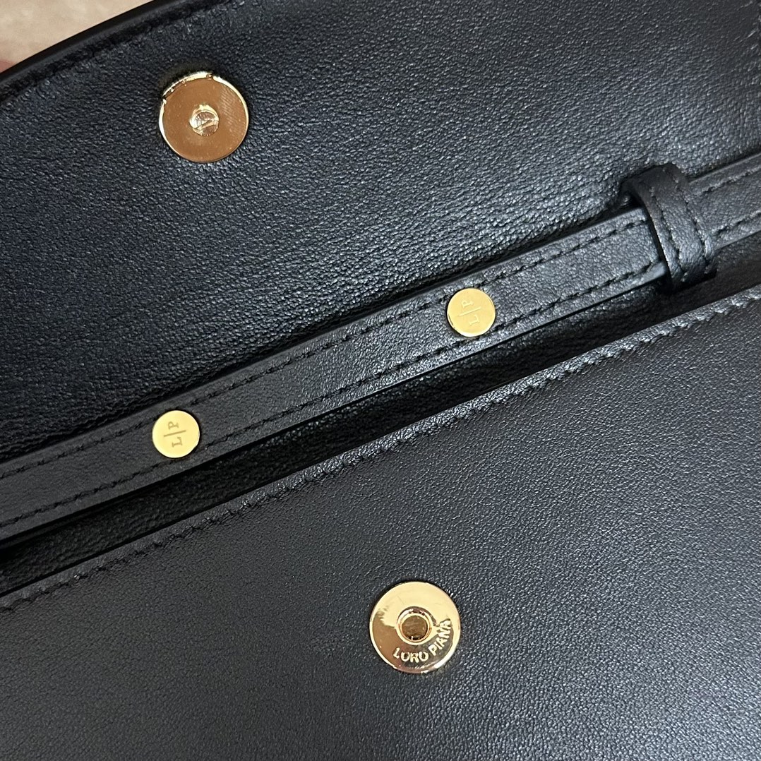 Loro Piana Extra Pochette Calfskin Black/Sun Gold | Loro Piana FR