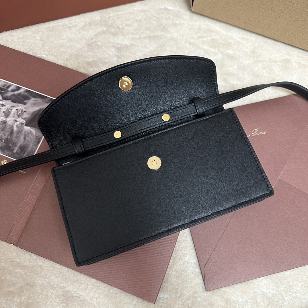 Loro Piana Extra Pochette Calfskin Black/Sun Gold | Loro Piana FR