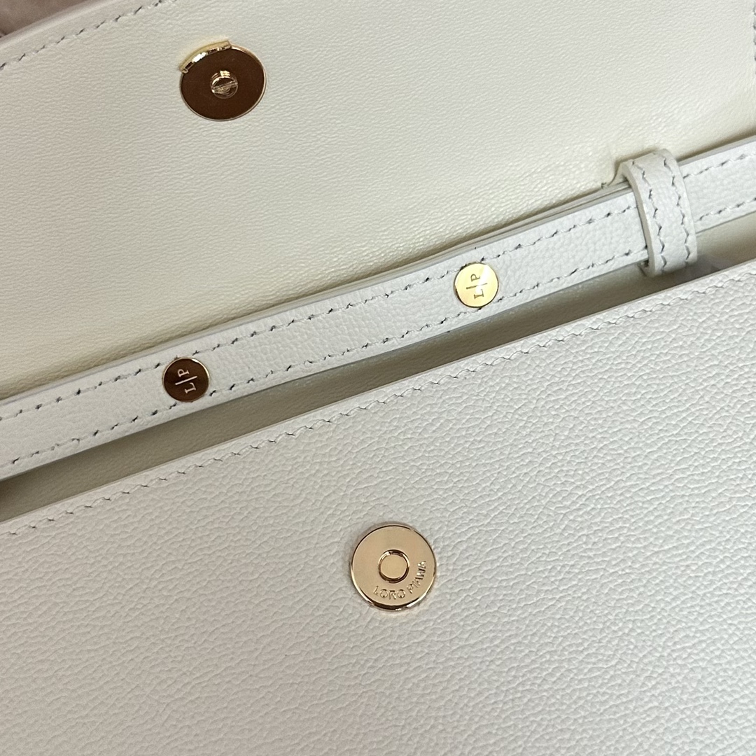 Loro Piana Extra Pochette Calfskin Whisper White/Sun Gold | Loro Piana GR