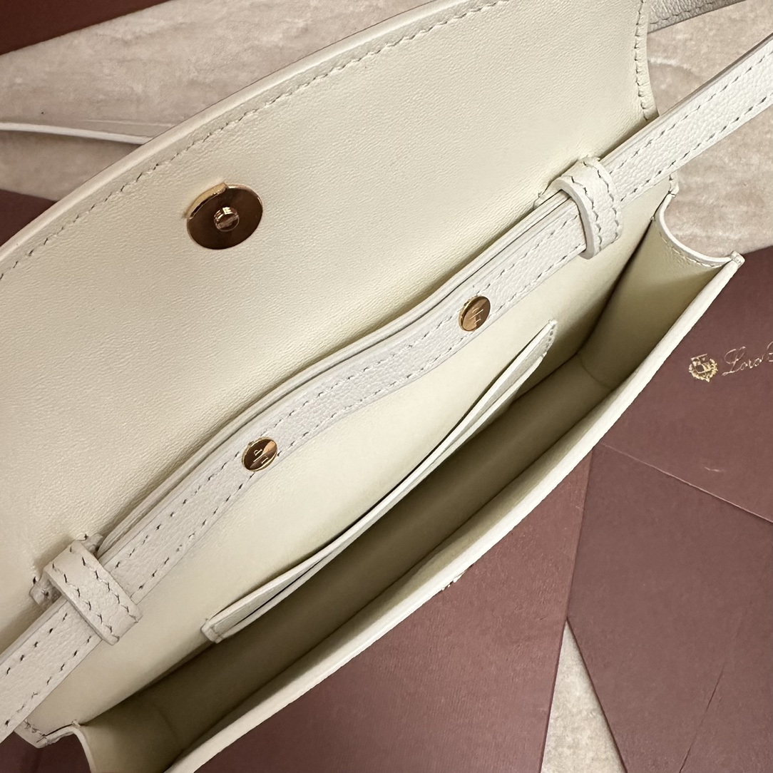 Loro Piana Extra Pochette Calfskin Whisper White/Sun Gold | Loro Piana GR