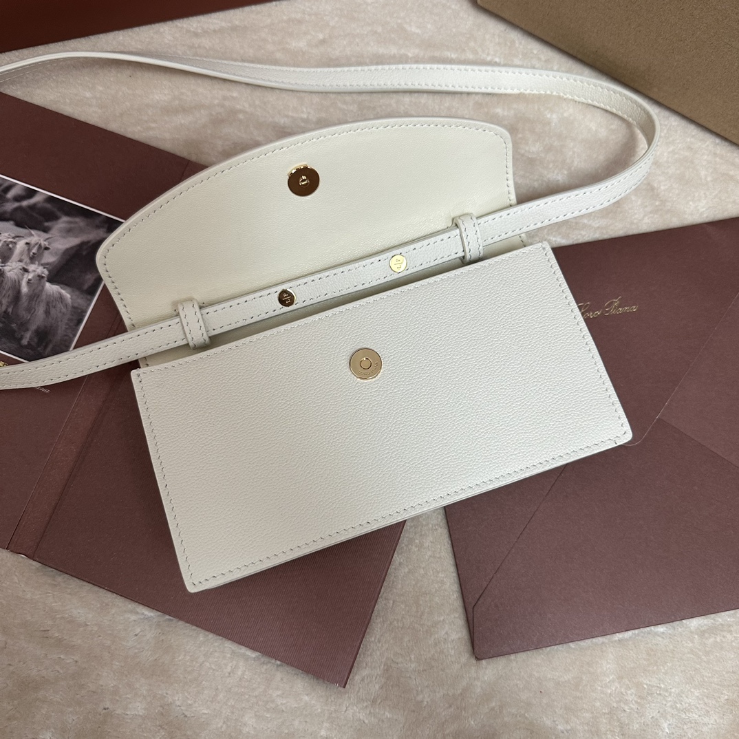 Loro Piana Extra Pochette Calfskin Whisper White/Sun Gold | Loro Piana GR