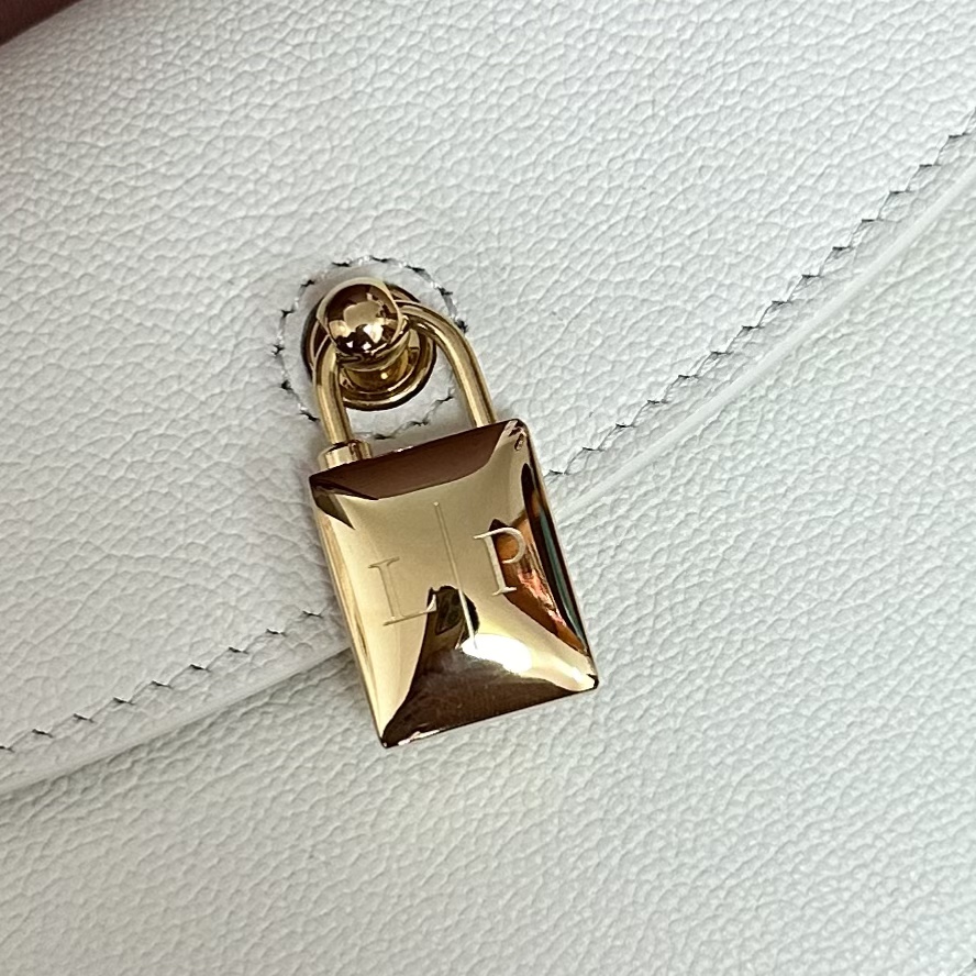 Loro Piana Extra Pochette Calfskin Whisper White/Sun Gold | Loro Piana GR