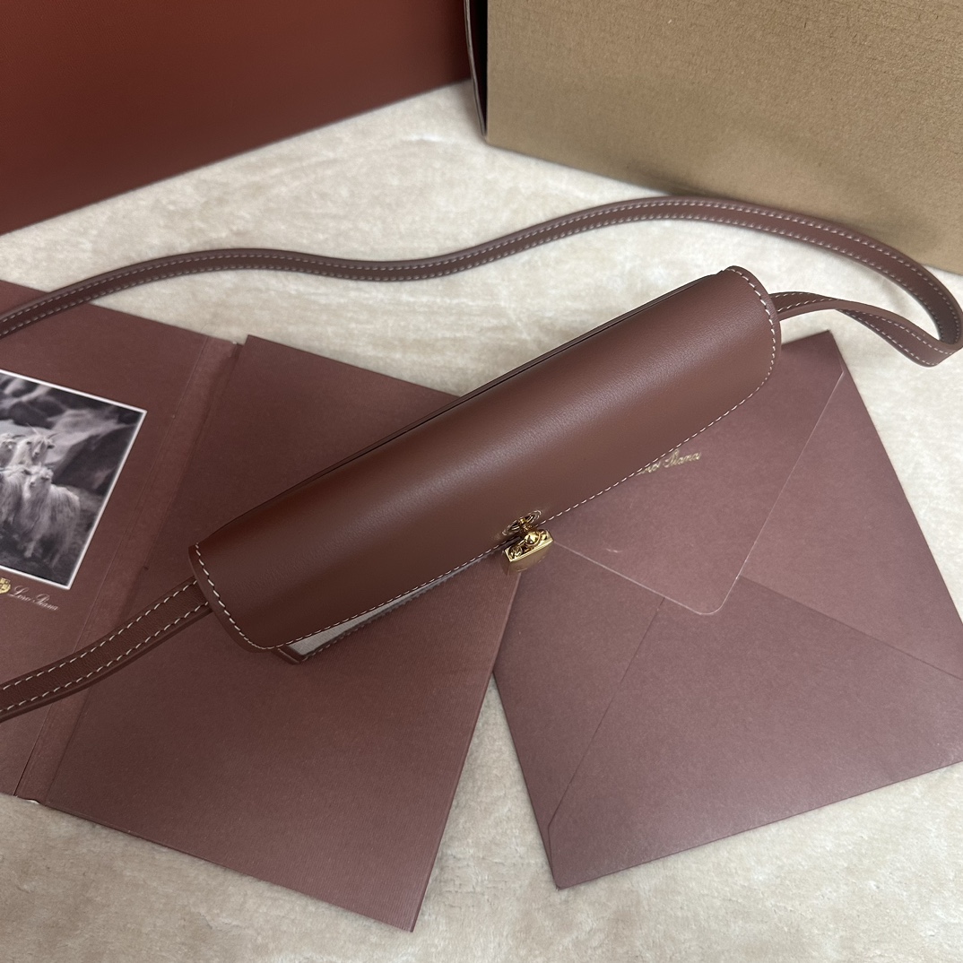 Loro Piana Extra Pochette Cotton, Linen Natural/Caramel Sugar/Sun Gold