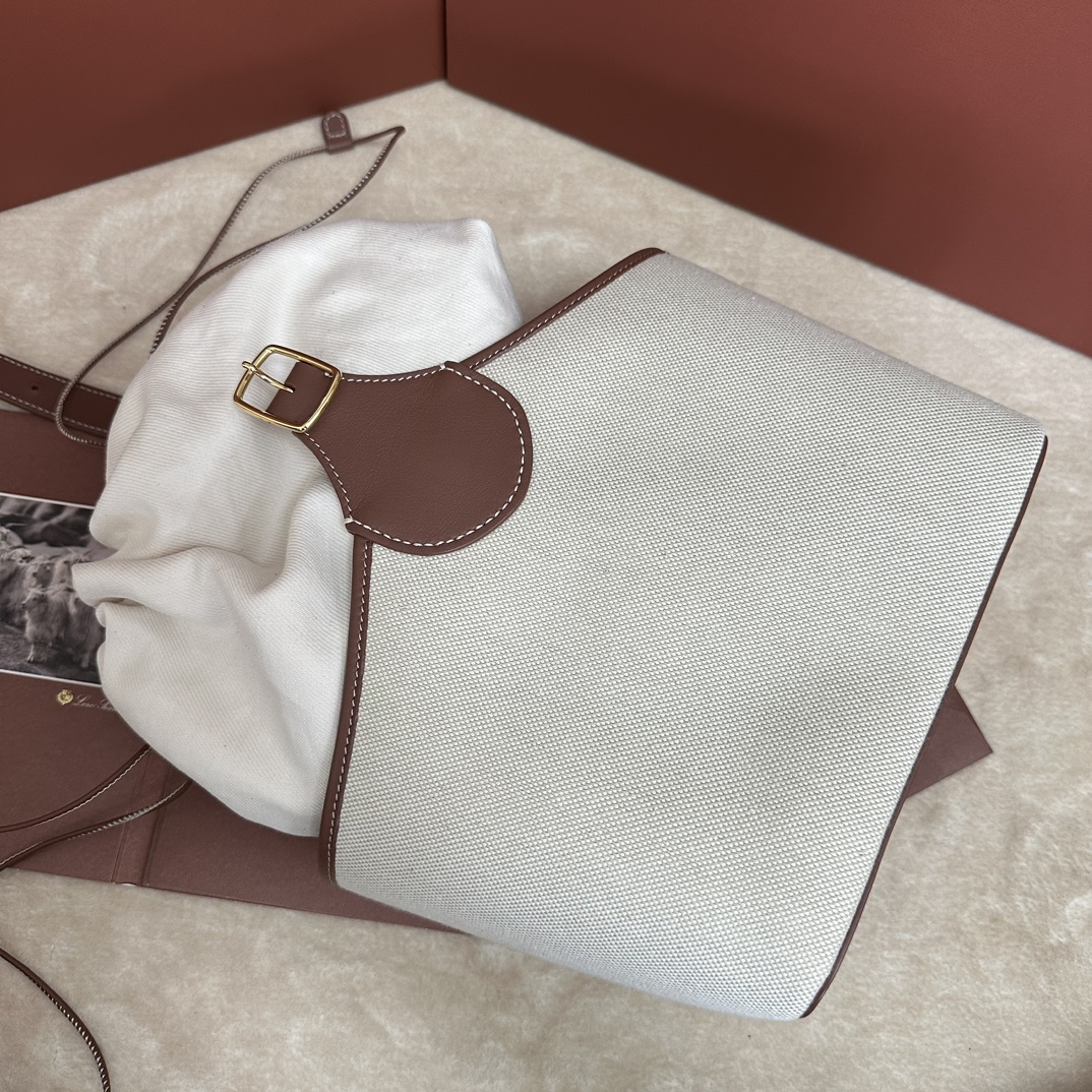 Loro Piana Bobbin Bucket bag Cotton, Linen Natural/Caramel