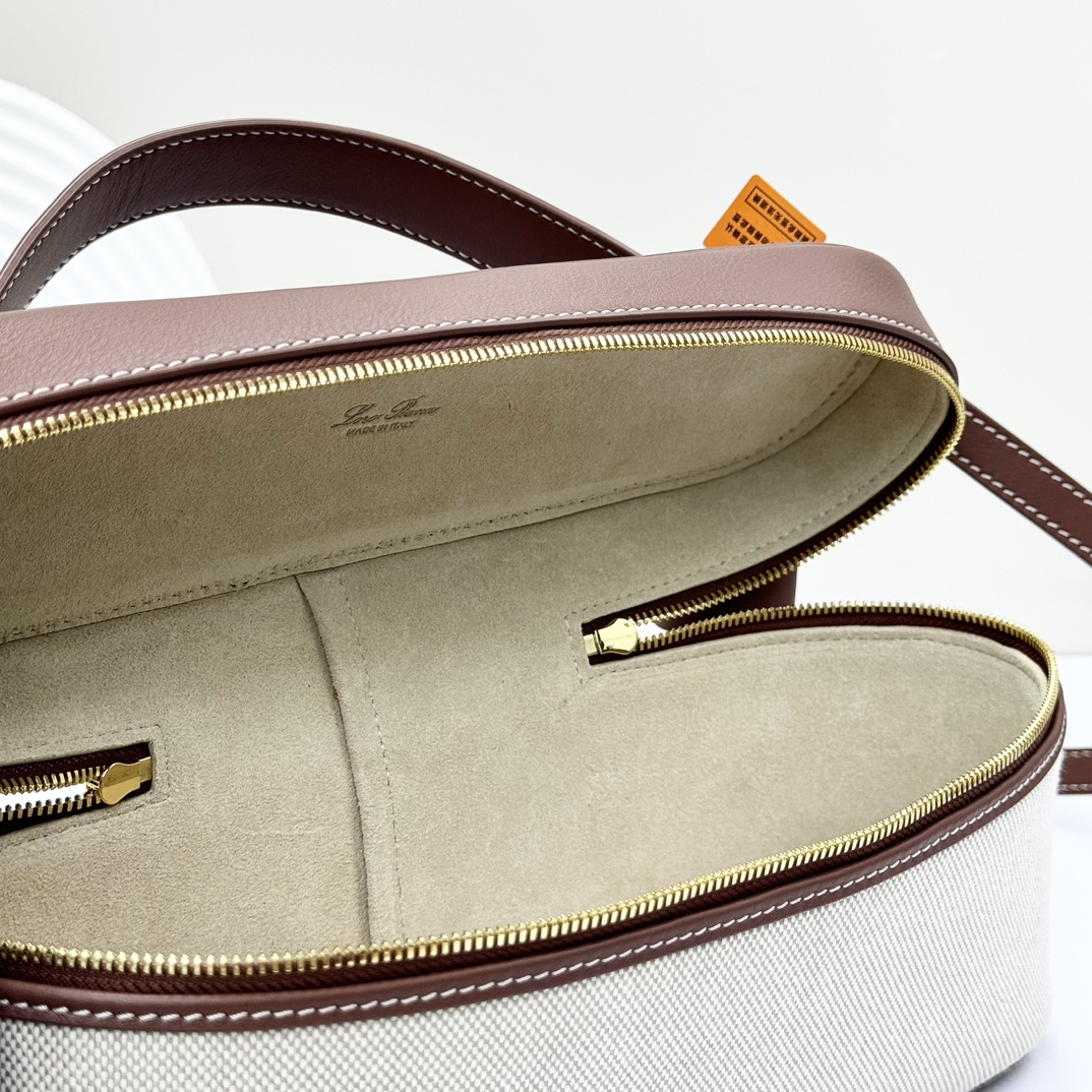 Loro Piana Extra Camera Case Cotton, Linen Natural/Caramel Sugar |