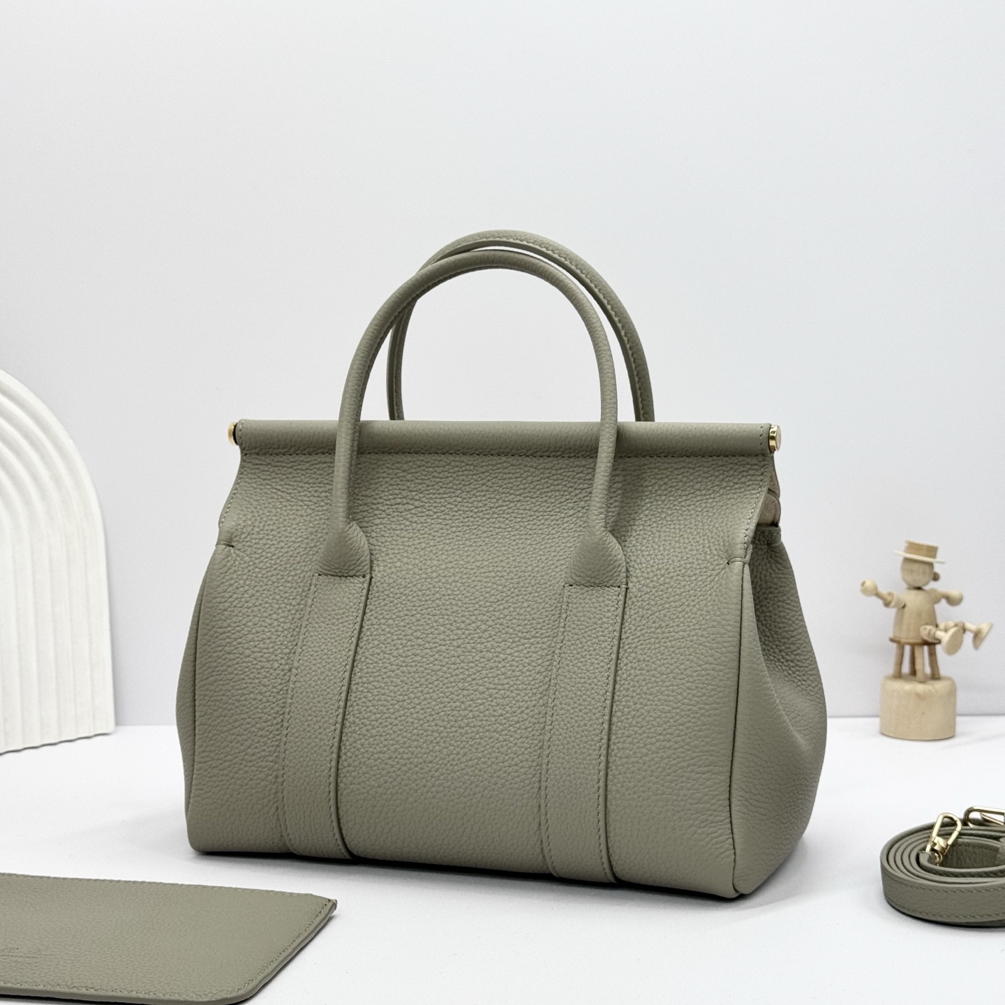 Loro Piana Loom bag L25 Calfskin Dried Taragon/Sun Gold | Loro Piana