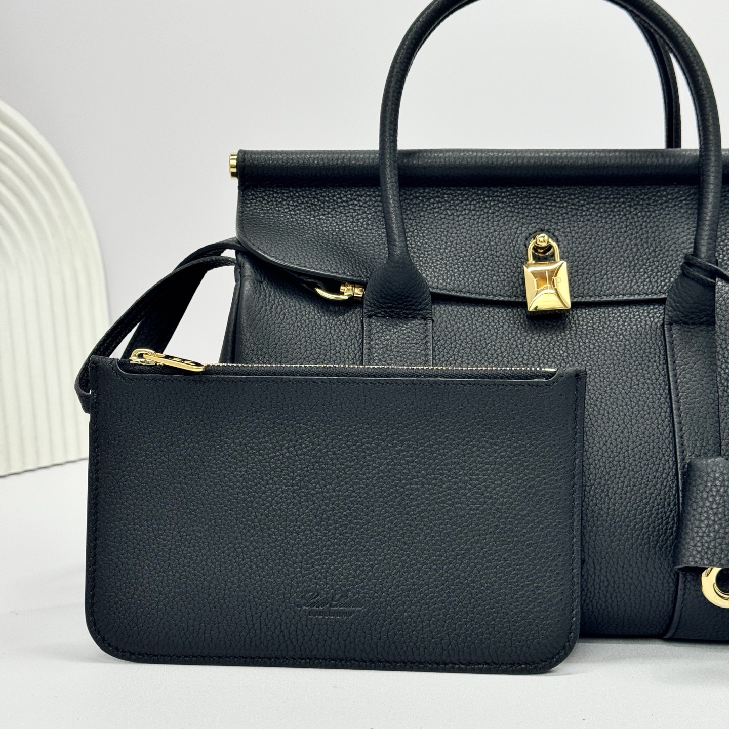 Loro Piana Loom bag L25 Calfskin Black/Sun Gold | Loro Piana FR