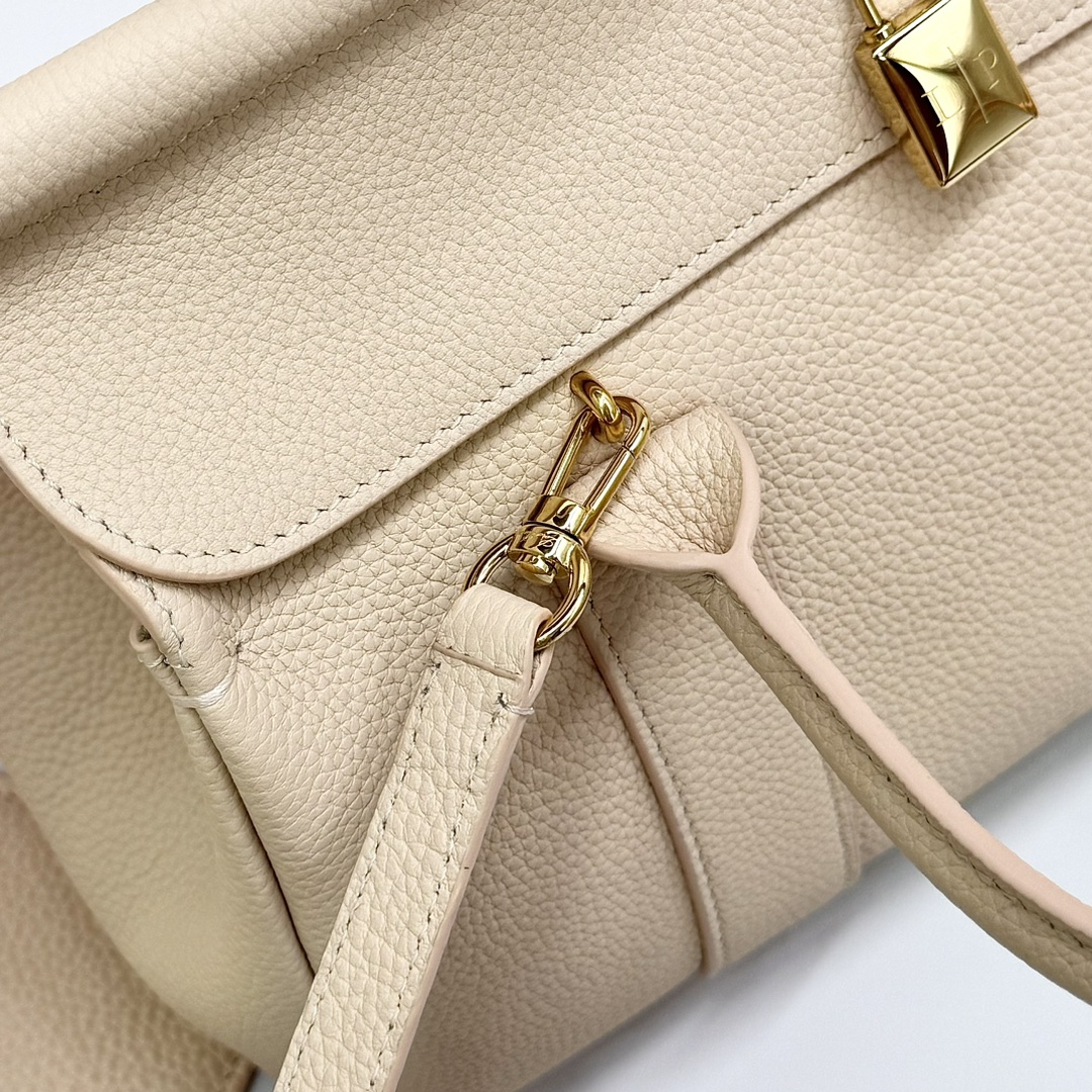 Loro Piana pink Loom L25 Tote Bag in Leather For Women