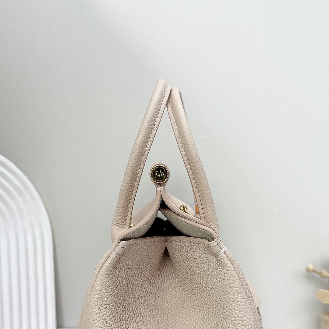 Loro Piana pink Loom L25 Tote Bag in Leather For Women