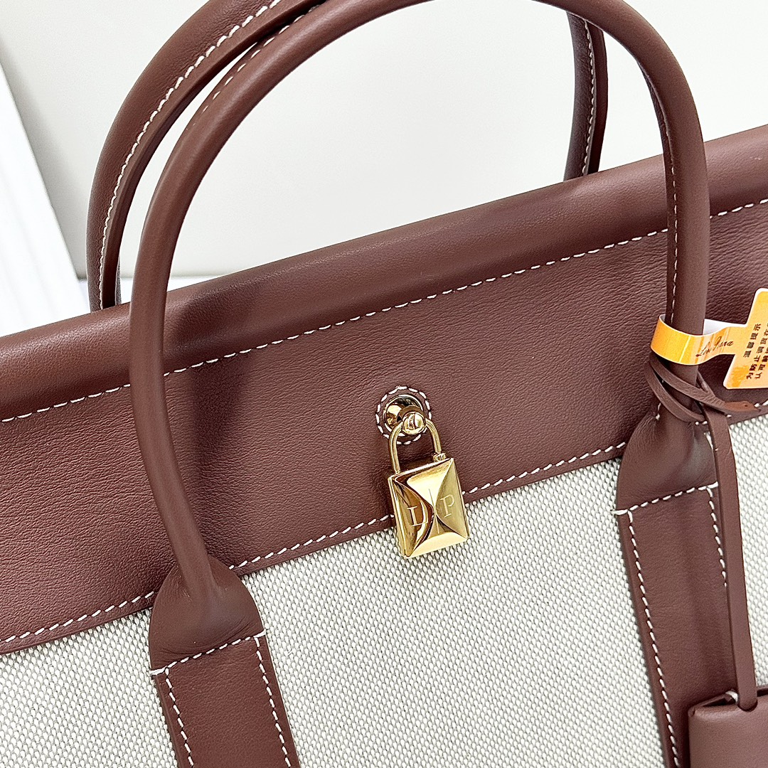 Loro Piana Loom Bag L25 Handbag in Brown