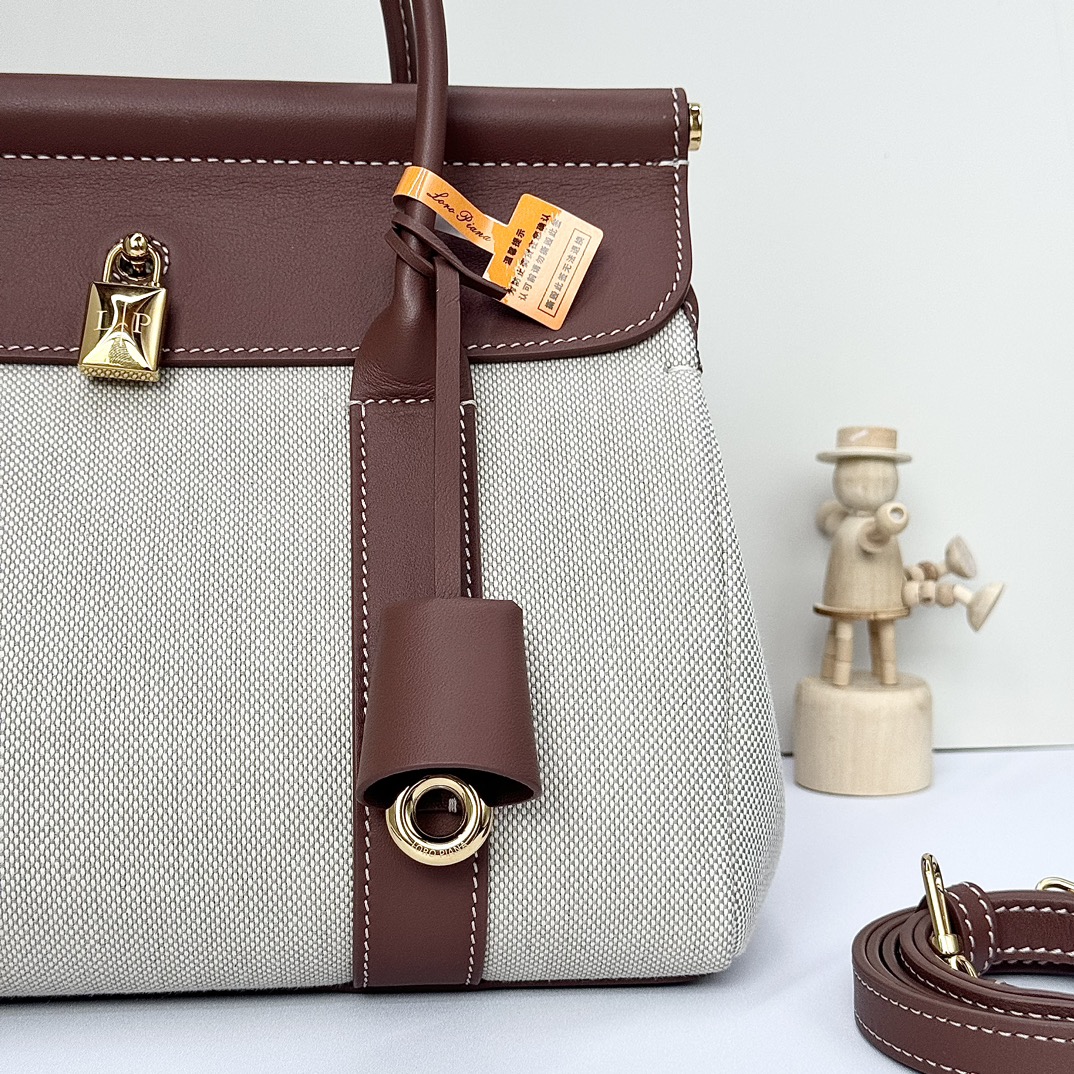 Loro Piana Loom Bag L25 Handbag in Brown