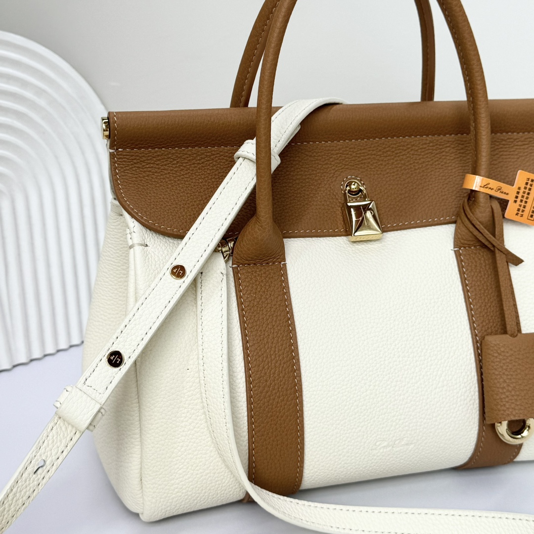 Loro Piana Loom bag L32 Calfskin Whisper White/Wheat Bran/Sun Gold |