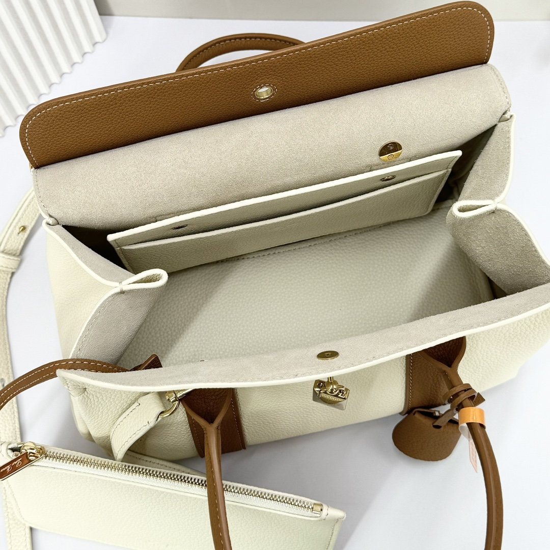 Loro Piana Loom bag L32 Calfskin Whisper White/Wheat Bran/Sun Gold |