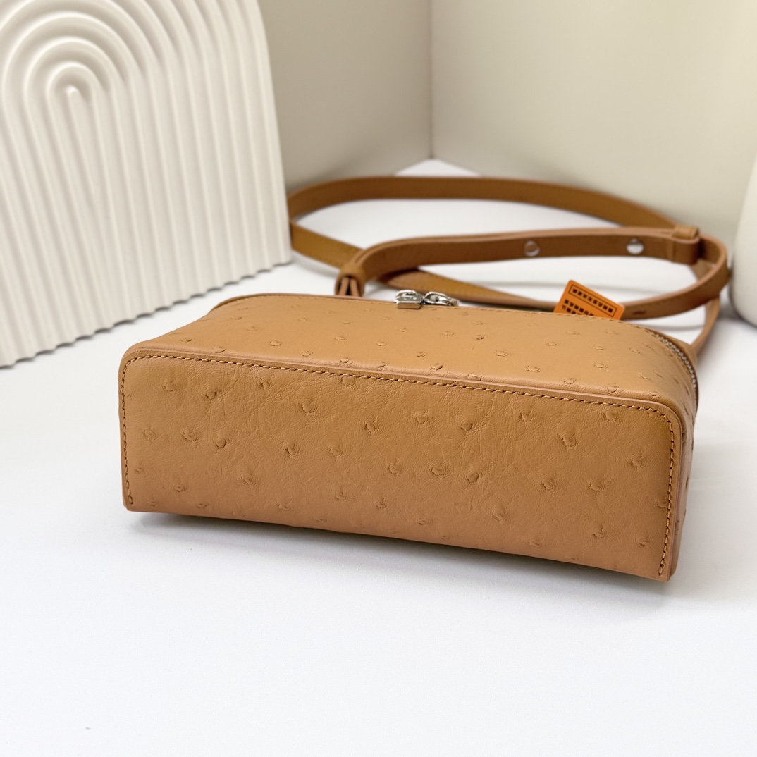 L19 Extra Pocket Tan Ostrich Leather Crossbodyy bag brown