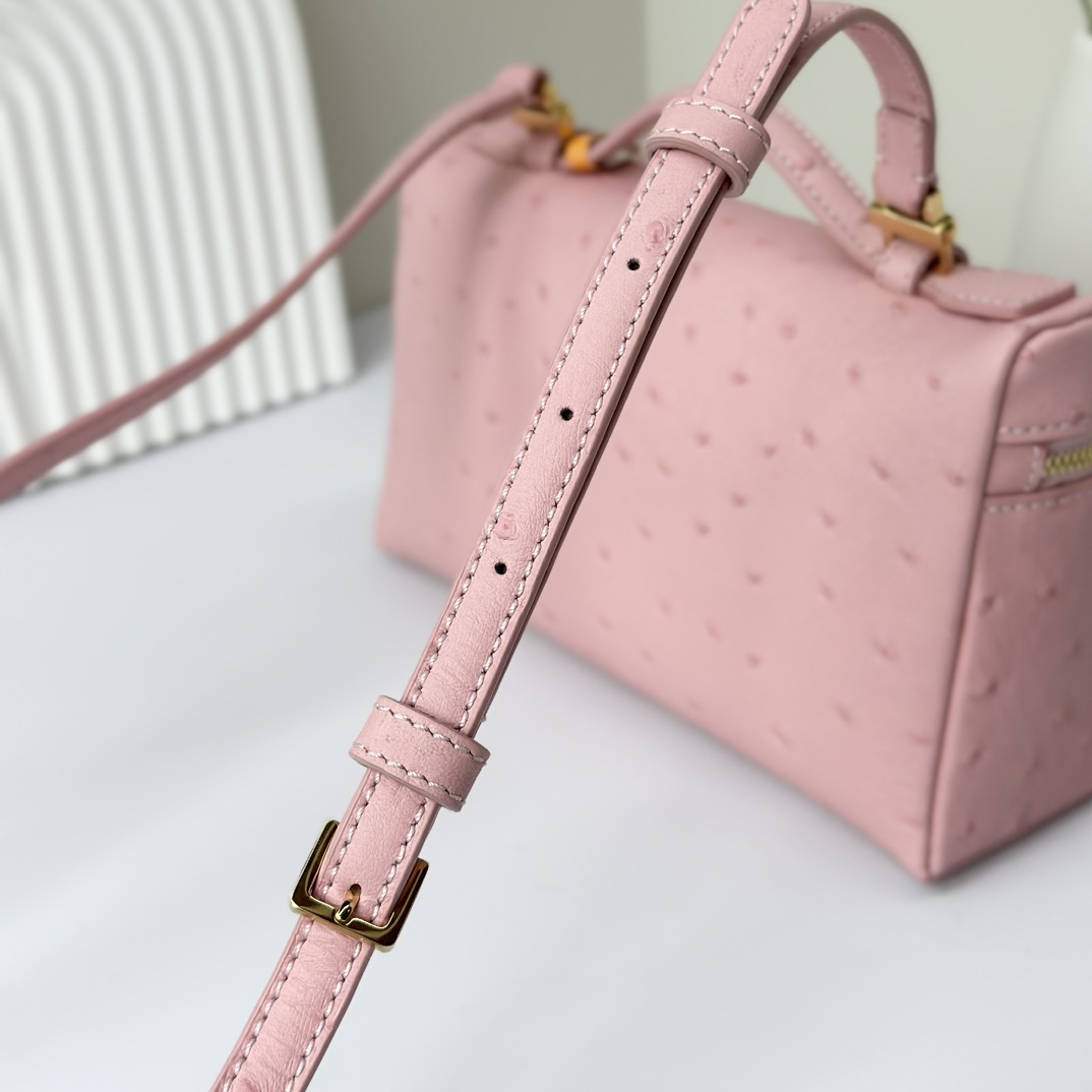 Extra pocket leather handbag Loro Piana pink in Leather