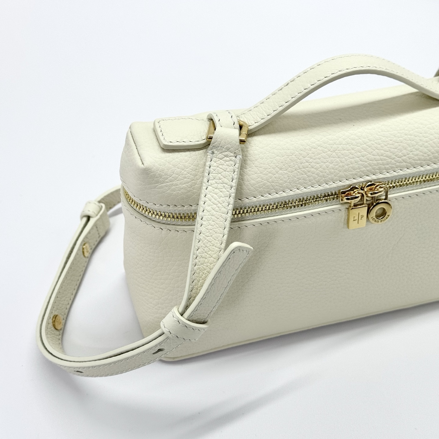 Leather clutch bag Loro Piana Beige in Leather - 45591400