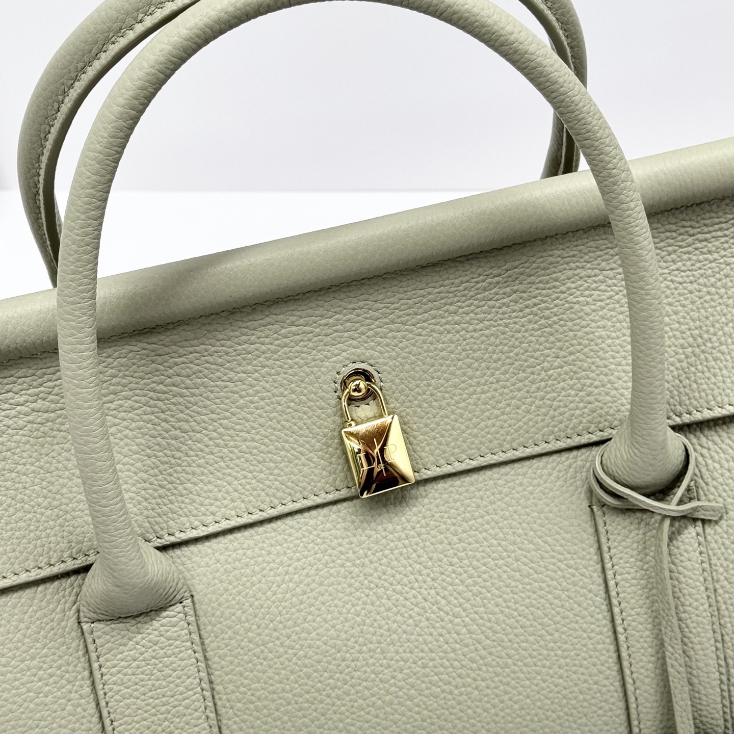 Loro Piana Green Loom L25 Tote Bag in Leather for Women