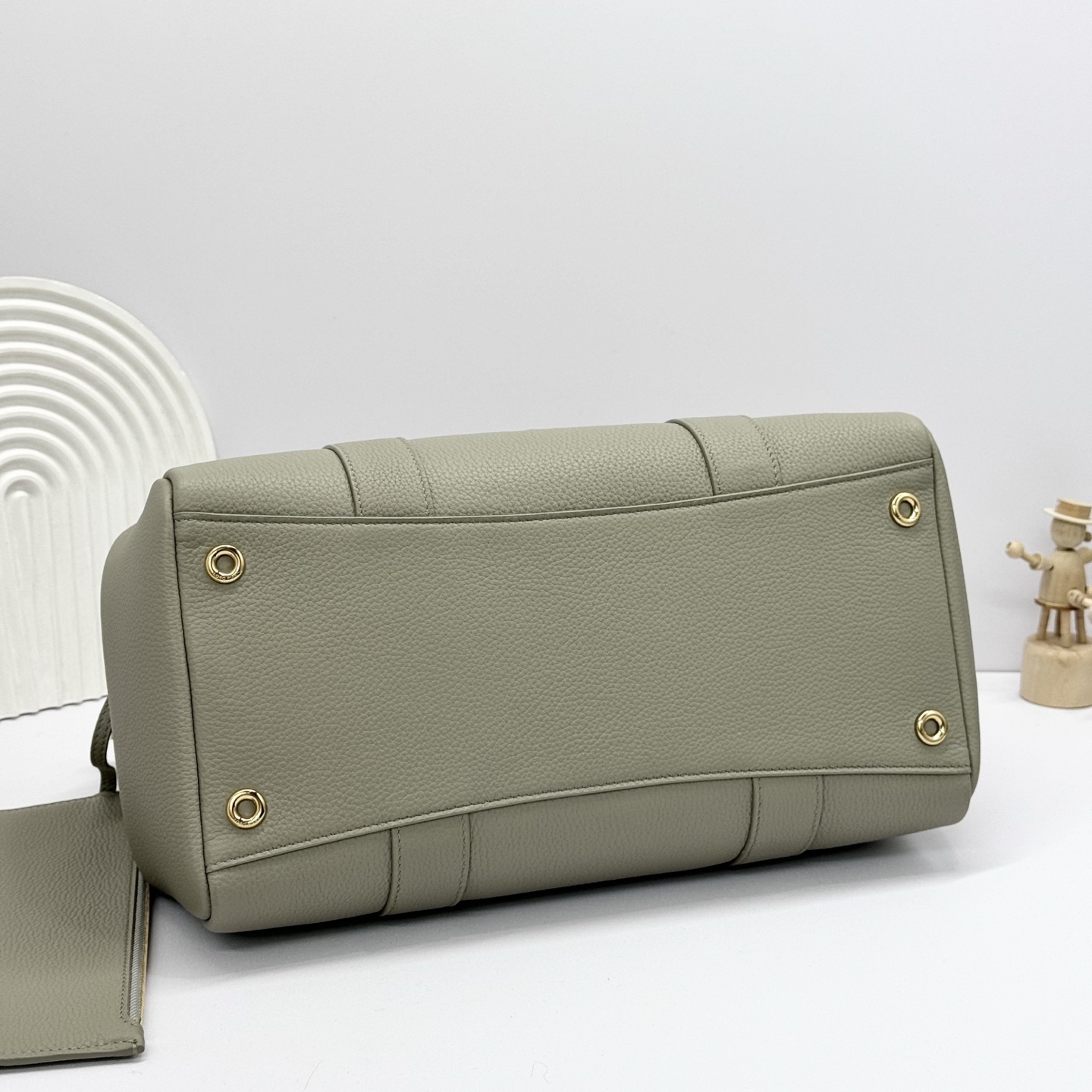Loro Piana Green Loom L25 Tote Bag in Leather for Women