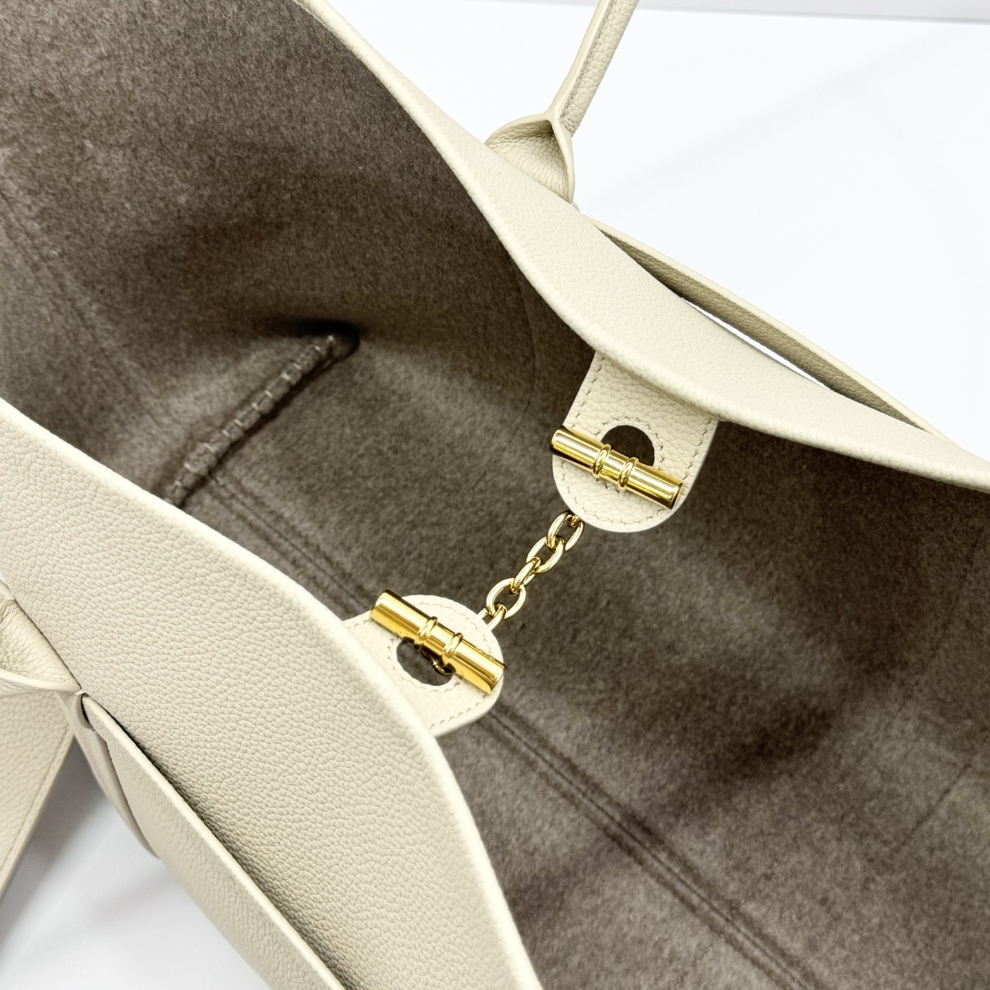 Loro Piana Ghiera Shopper Small Calfskin Dried Taragon/Sun Gold | Loro