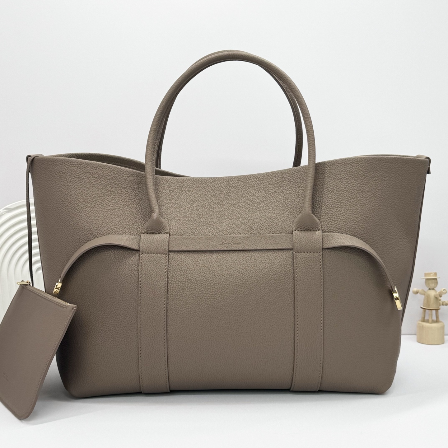 Loro Piana Ghiera leather-buckle Shopper Bag | Brown