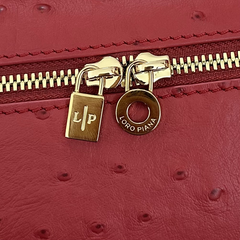 Loro Piana Pouch L19 Ostrich Leather Top-Handle Pouch Bag - red pink