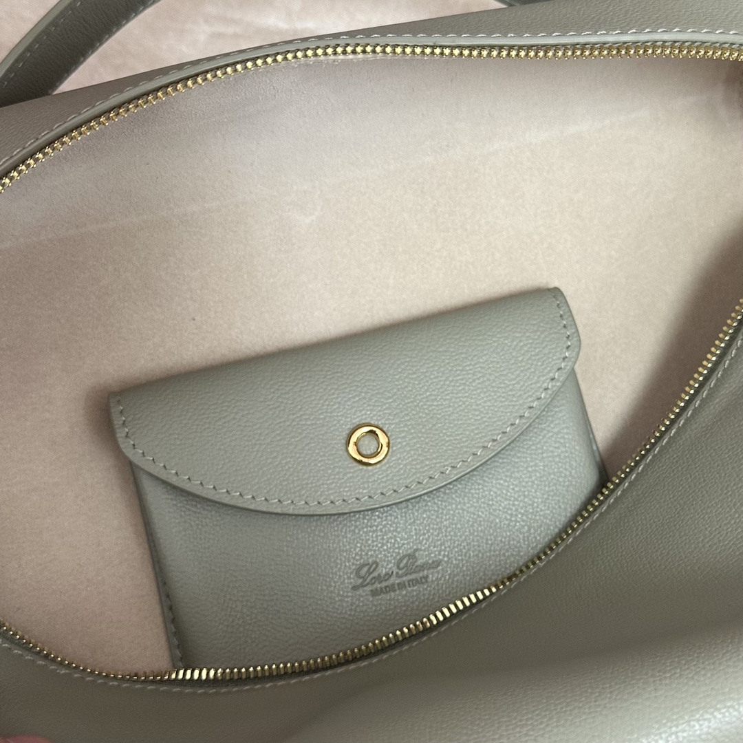 Loro Piana Extra Bag L27 Textured Calfskin Cayenne | Loro Piana