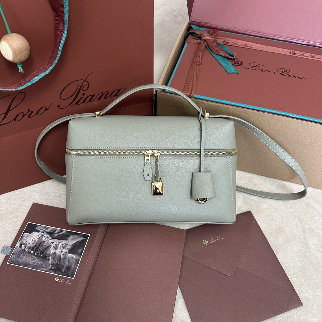 Loro Piana Extra Bag L27 Textured Calfskin Cayenne | Loro Piana