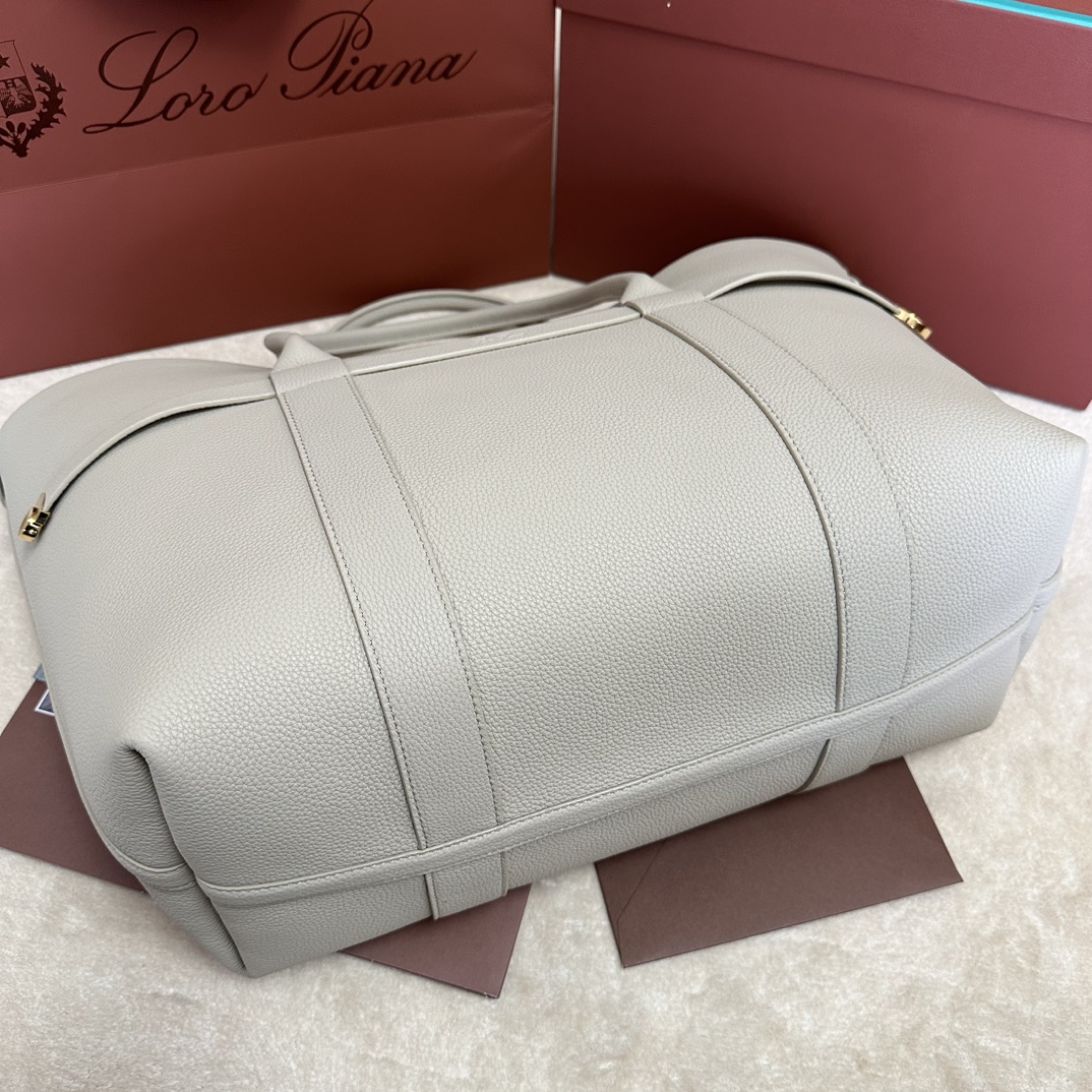 Loro Piana Ghiera Shopper Large Calfskin Light Travertine/Sun Gold |Loro Piana