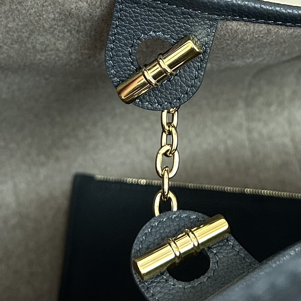 Loro Piana Ghiera Shopper Large Calfskin Blue Navy/Sun Gold | Loro Pian