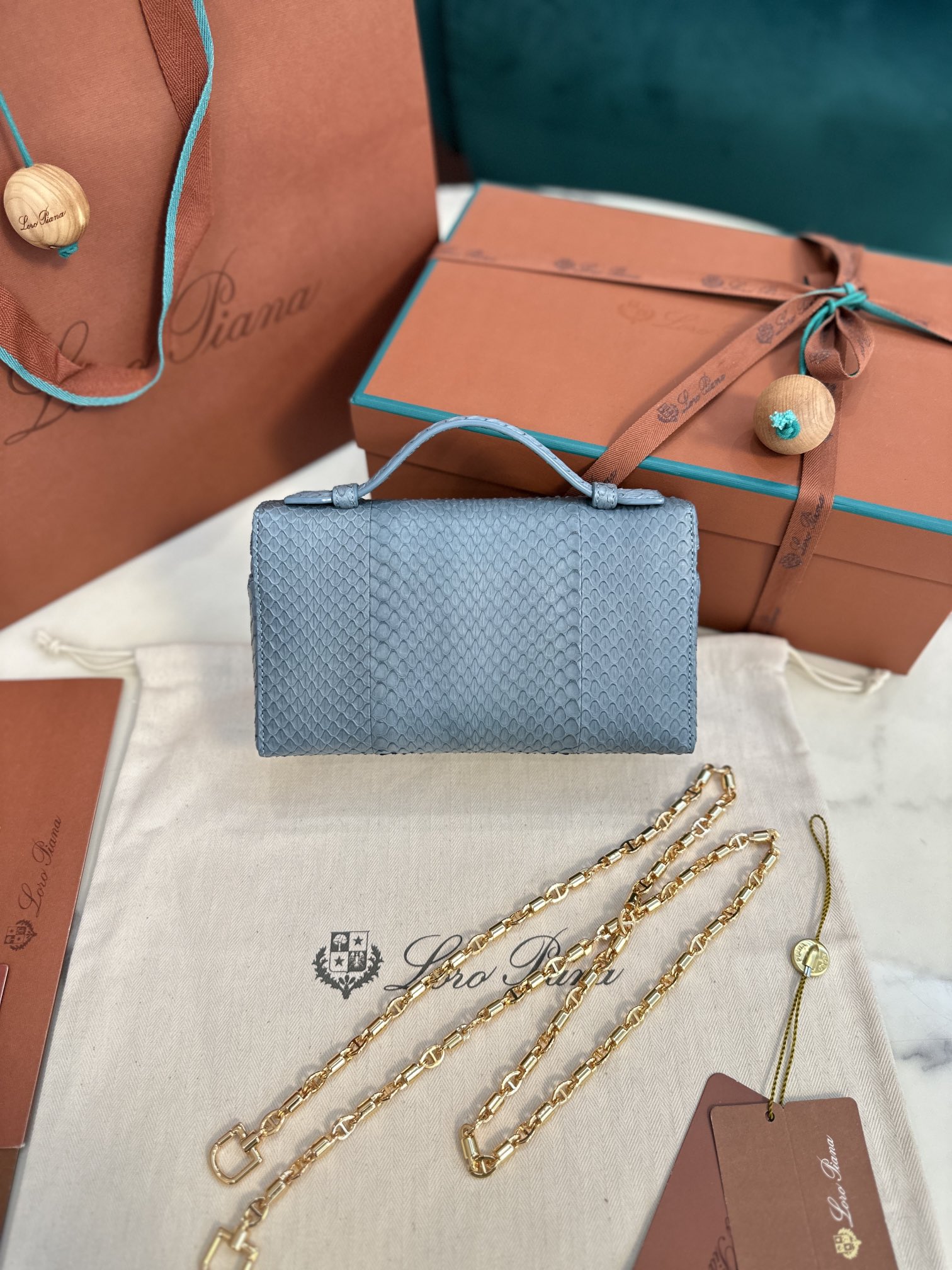 Loro Piana Extra Pocket L19 Lizard Leather blue sky Lagoon/Sun Gold | Loro