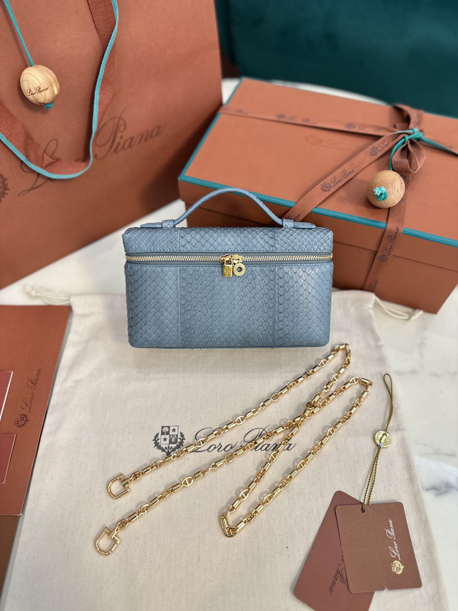 Loro Piana Extra Pocket L19 Lizard Leather blue sky Lagoon/Sun Gold | Loro