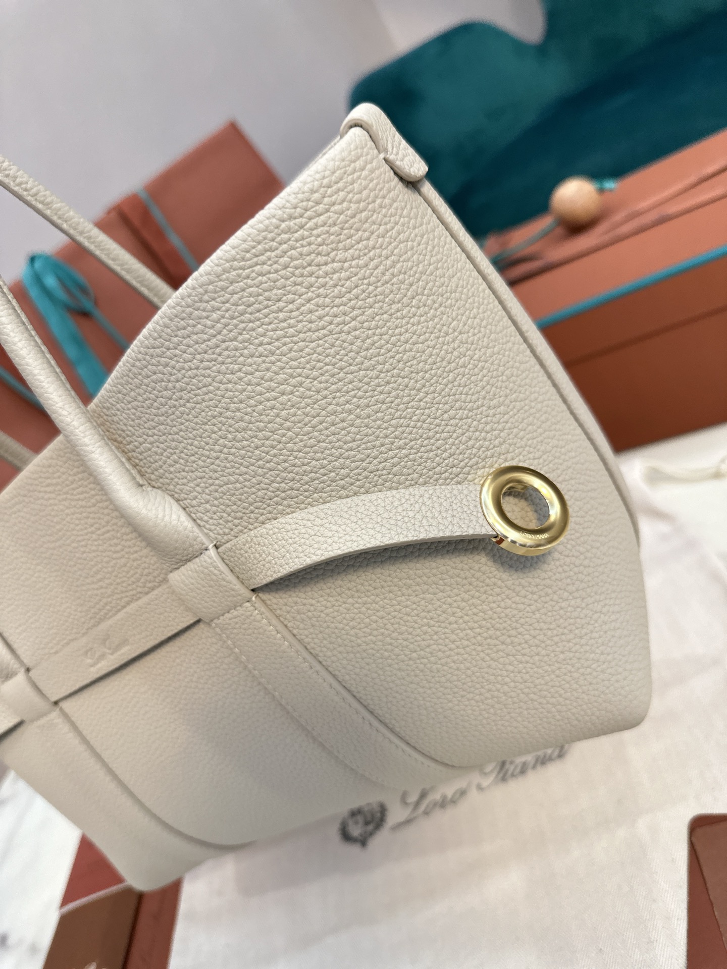 Loro Piana Ghiera calfskin-leather Shopper Bag | Neutrals |