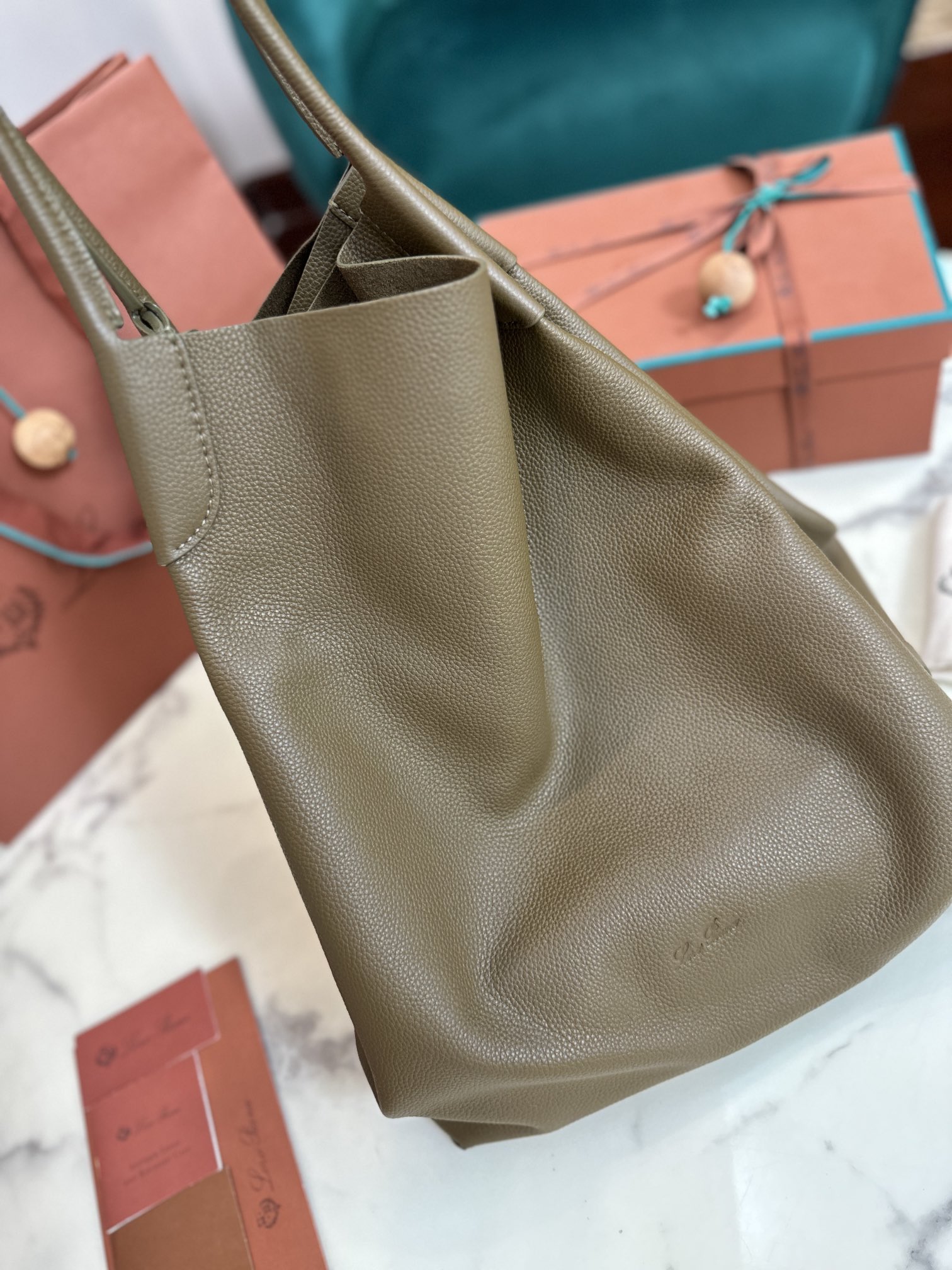 Loro Piana Extra Large Bale Hobo bag Calfskin Warm Mastic/Onyx