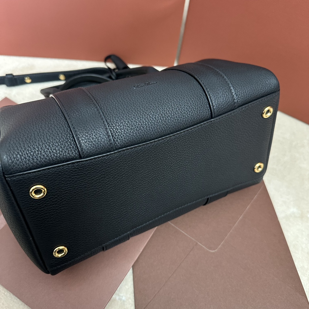Loro Piana Black Loom L25 Tote Bag in Leather for