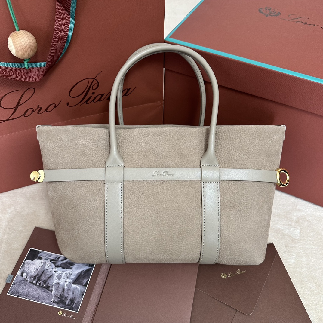 Loro Piana Ghiera Shopper Large Calfskin Fume Taupe/Sun Gold strap gray | Loro
