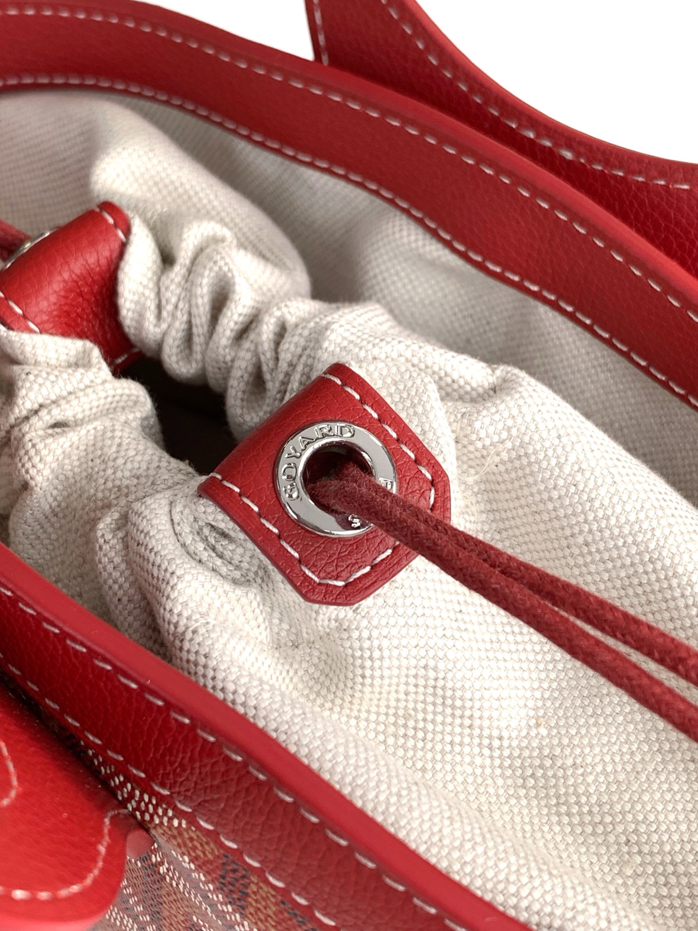 Goyard Beluga Mini Bag In red Goyardine Canvas And