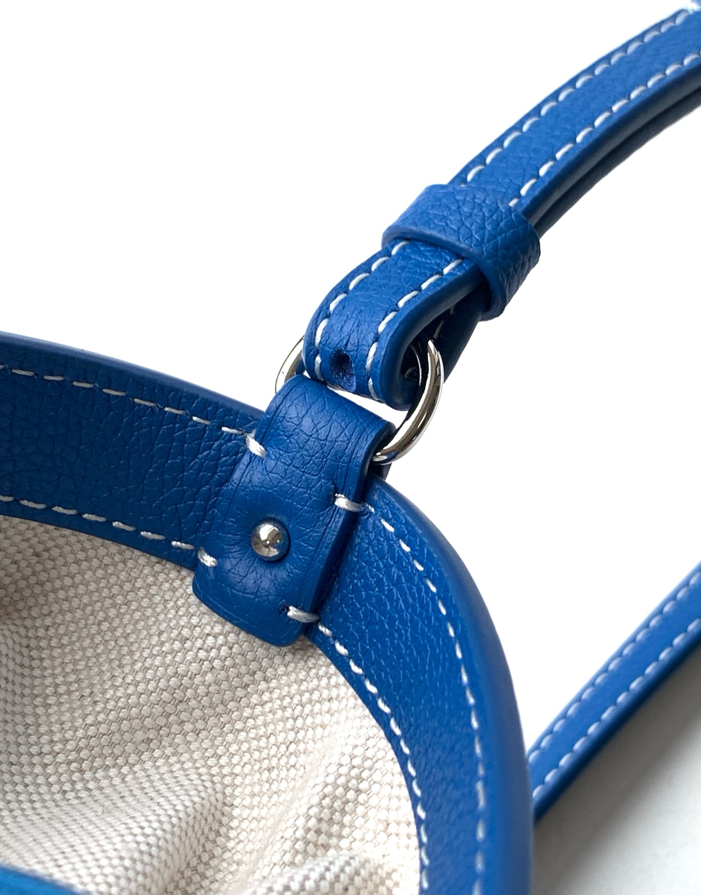 Pre-owned Goyard Béluga Leather Handbag In Blue 019