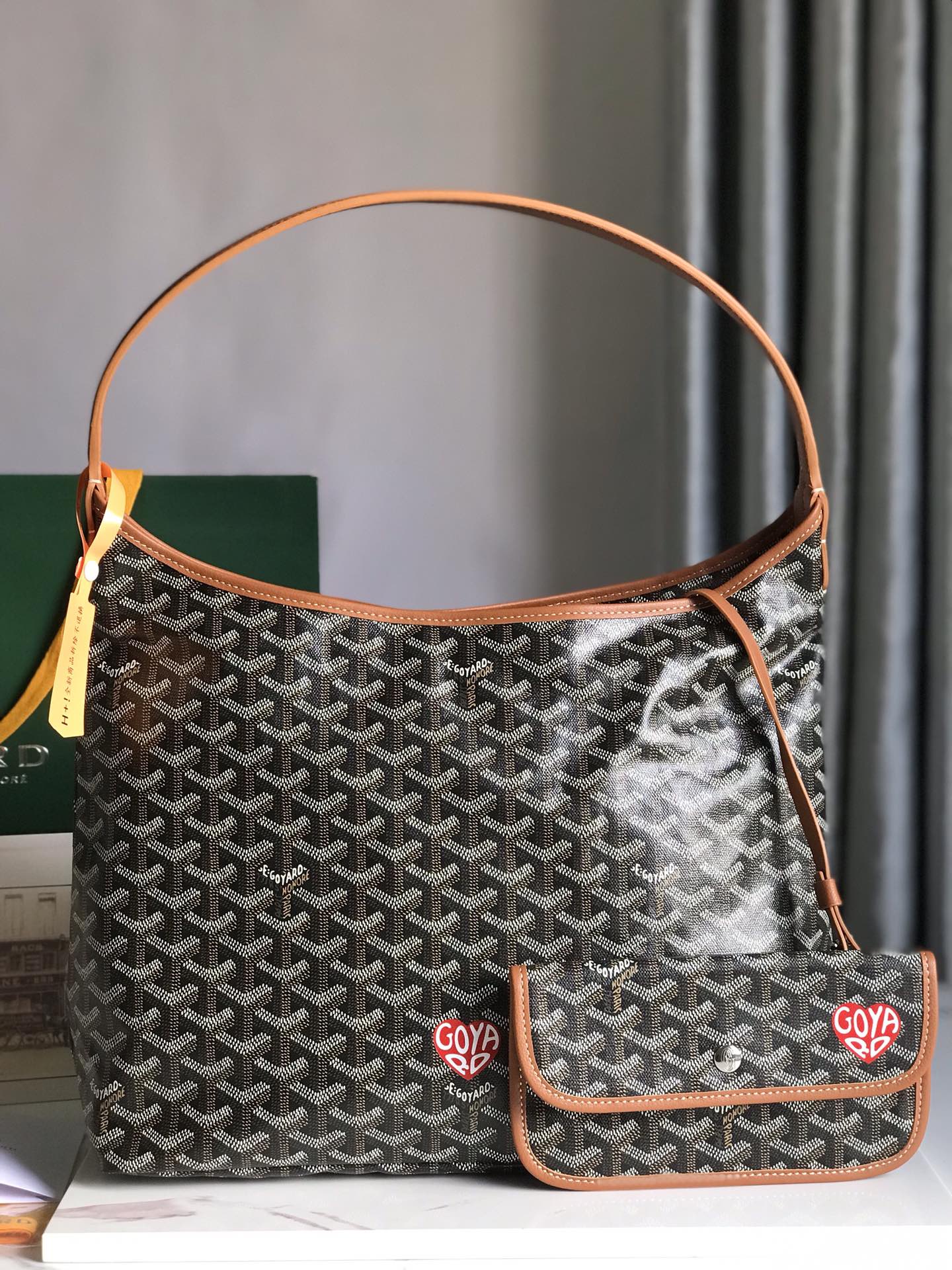 GOYARD Goyardine Boheme Hobo Black Gold 1383144 |