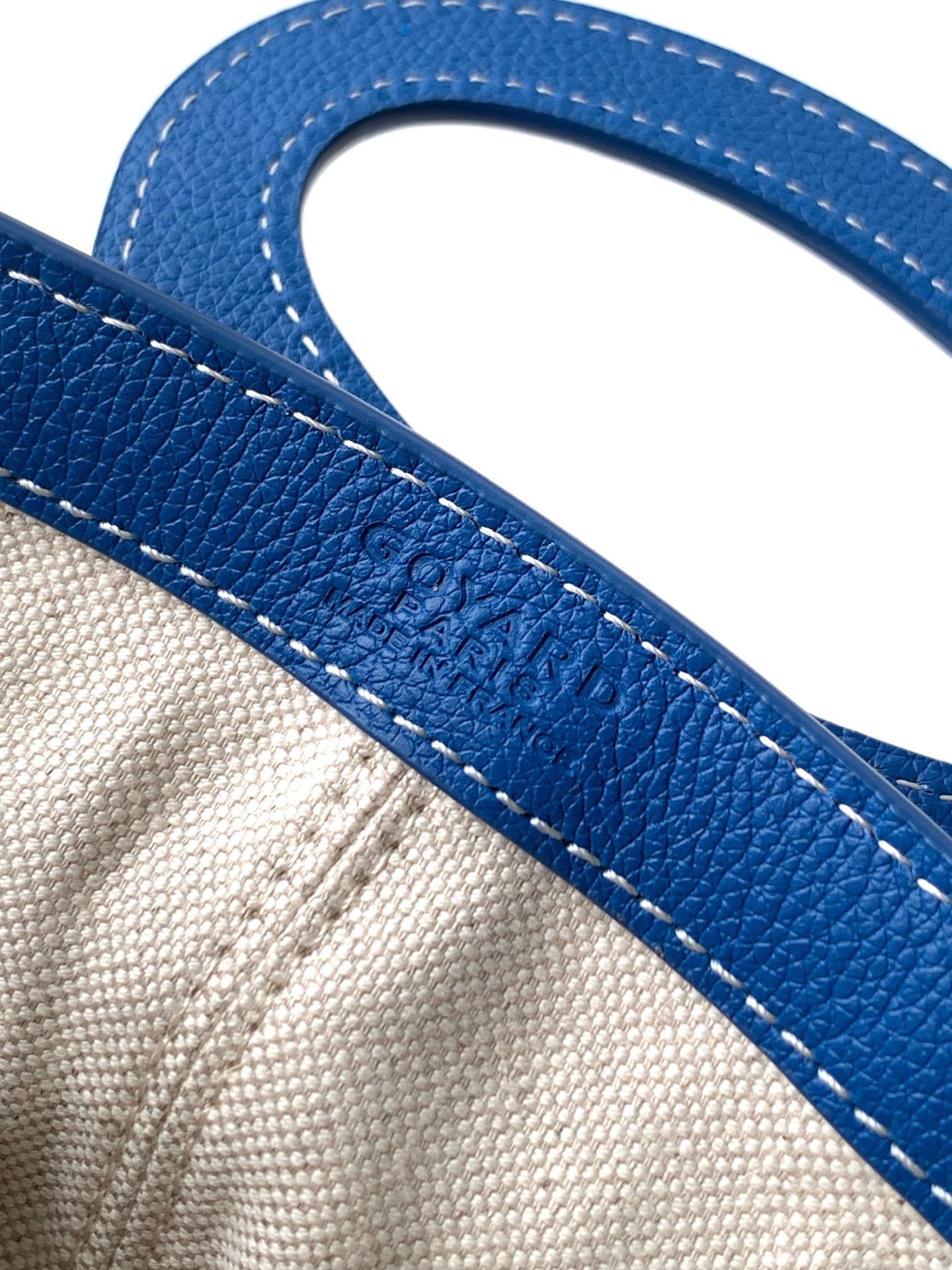 Pre-owned Goyard Béluga Leather Handbag In Blue 019